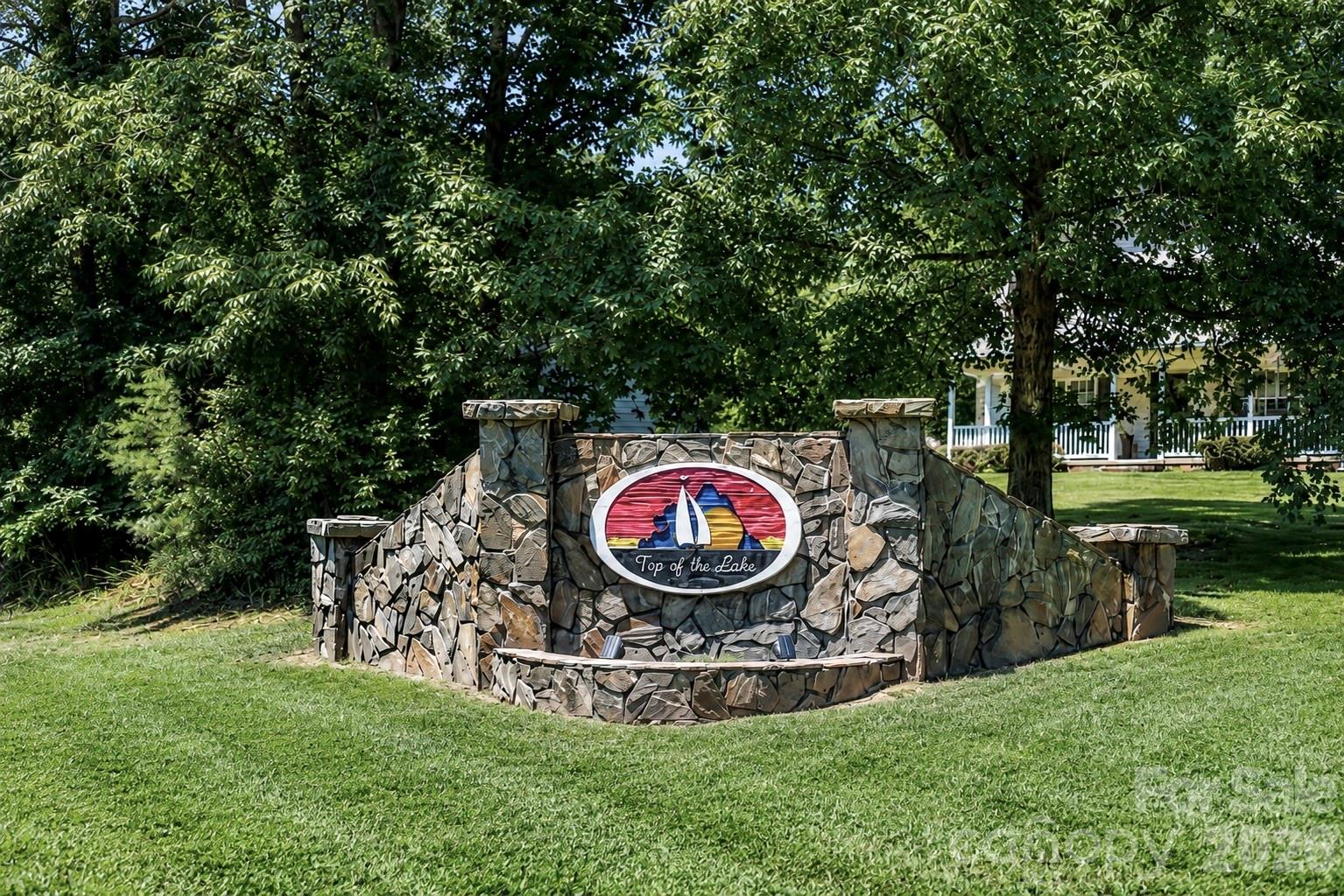 105 Lake Top Lane Property Photo 40