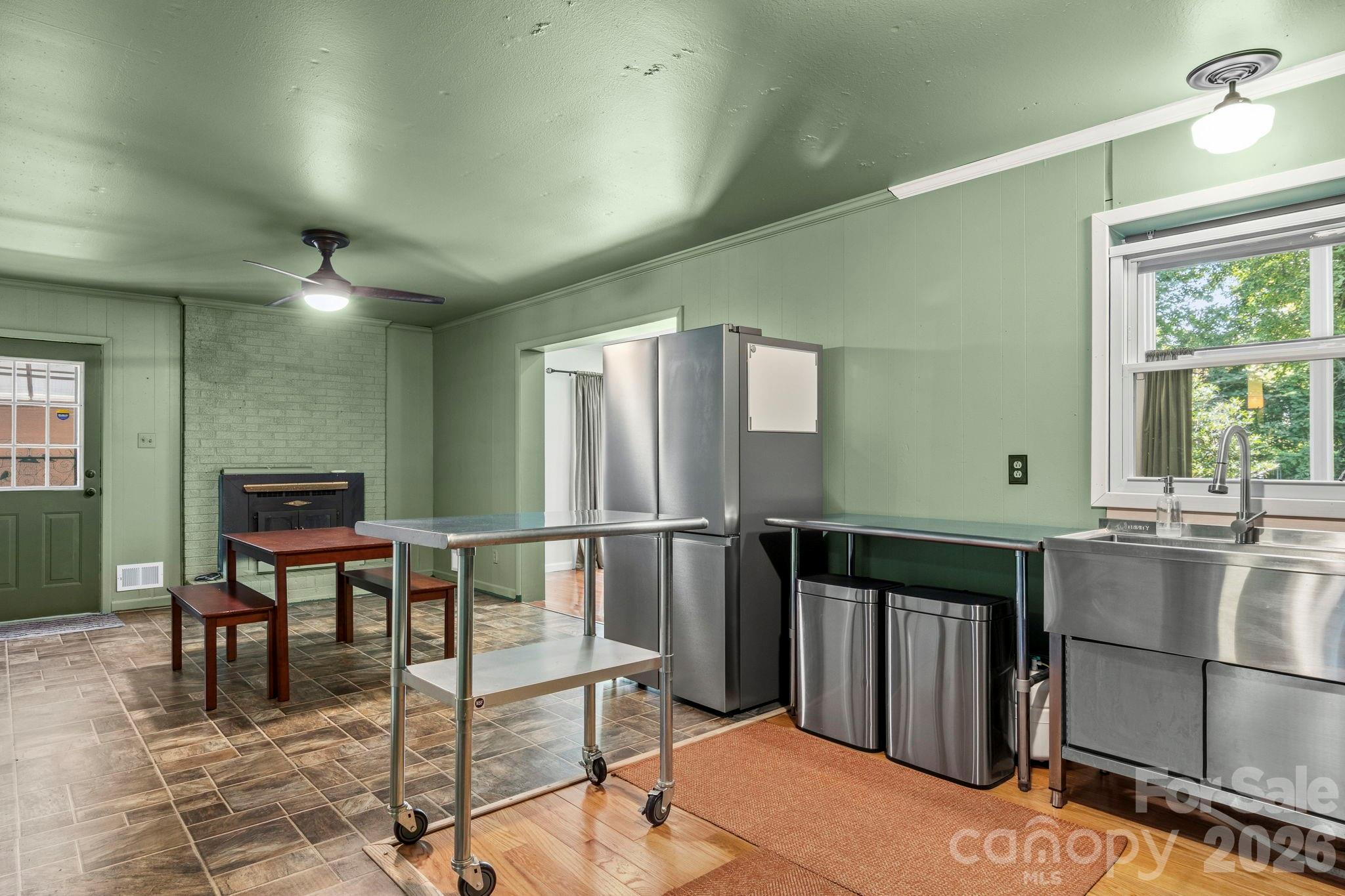 2951 7th Street Drive Property Photo 10