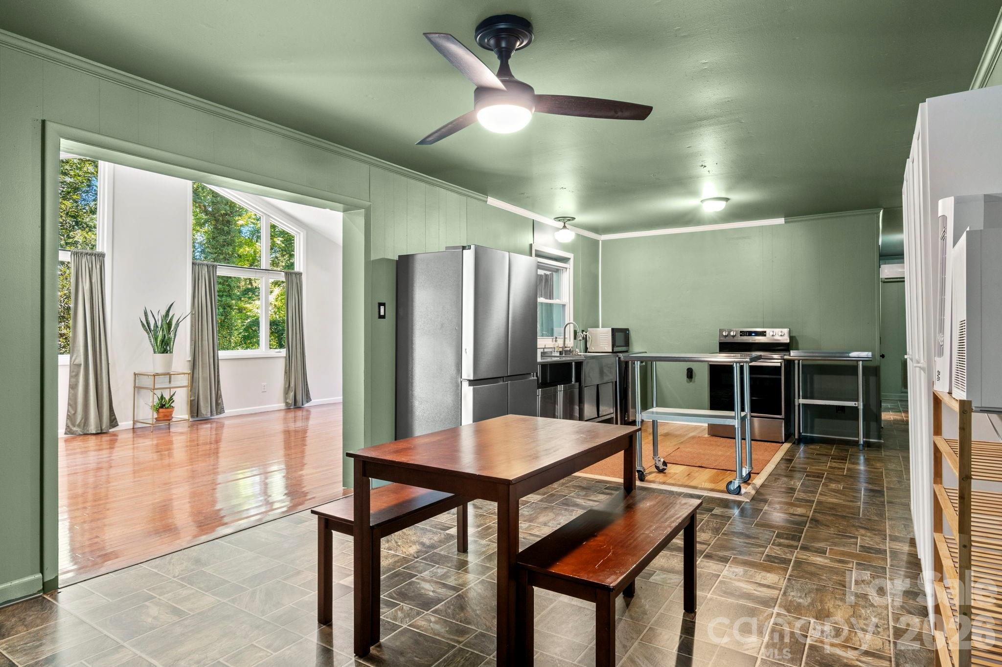 2951 7th Street Drive Property Photo 12