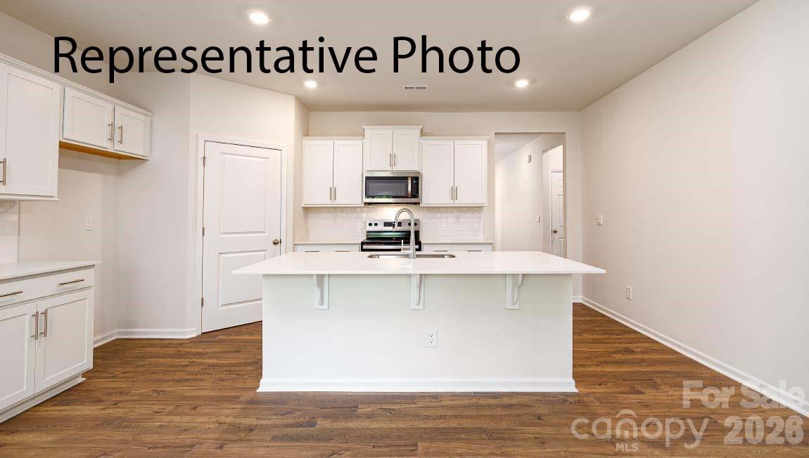 7855 Old Brook Road Property Photo 2