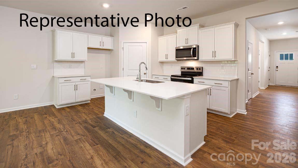 7855 Old Brook Road Property Photo 3