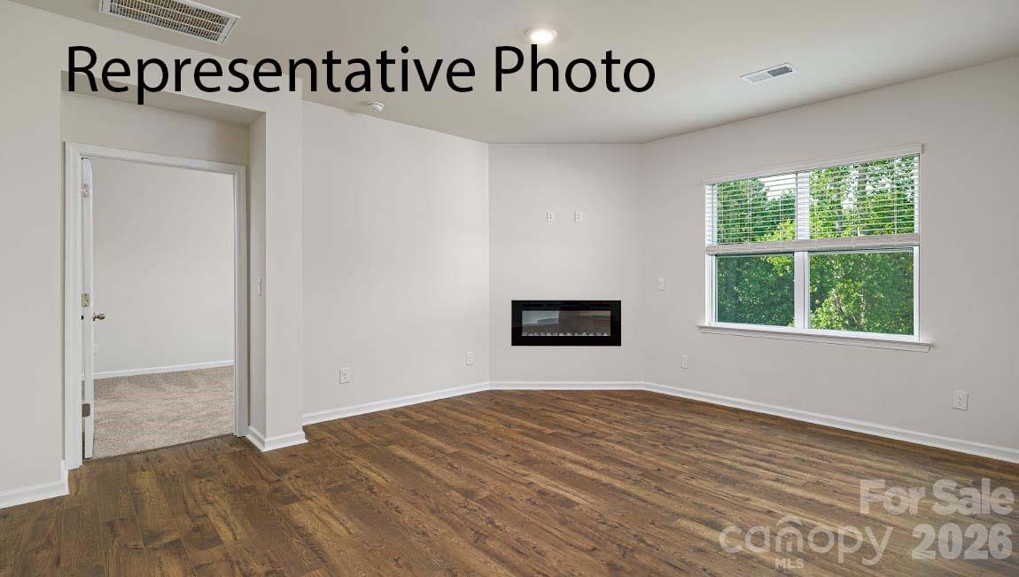 7855 Old Brook Road Property Photo 7