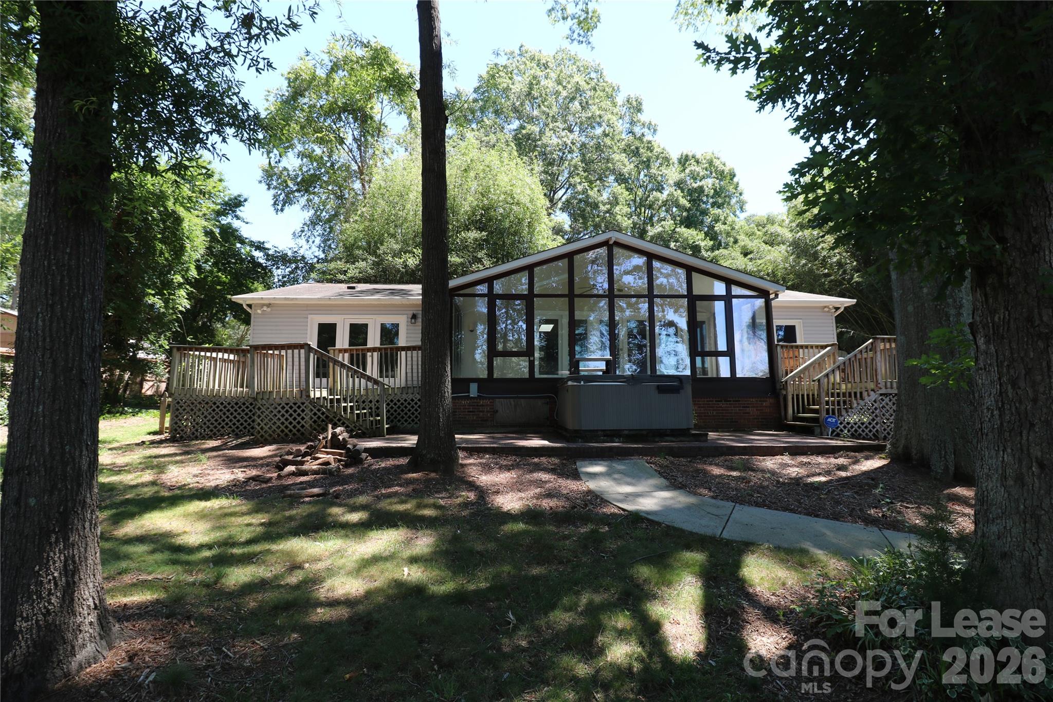 4589 Giles Avenue Property Photo 7