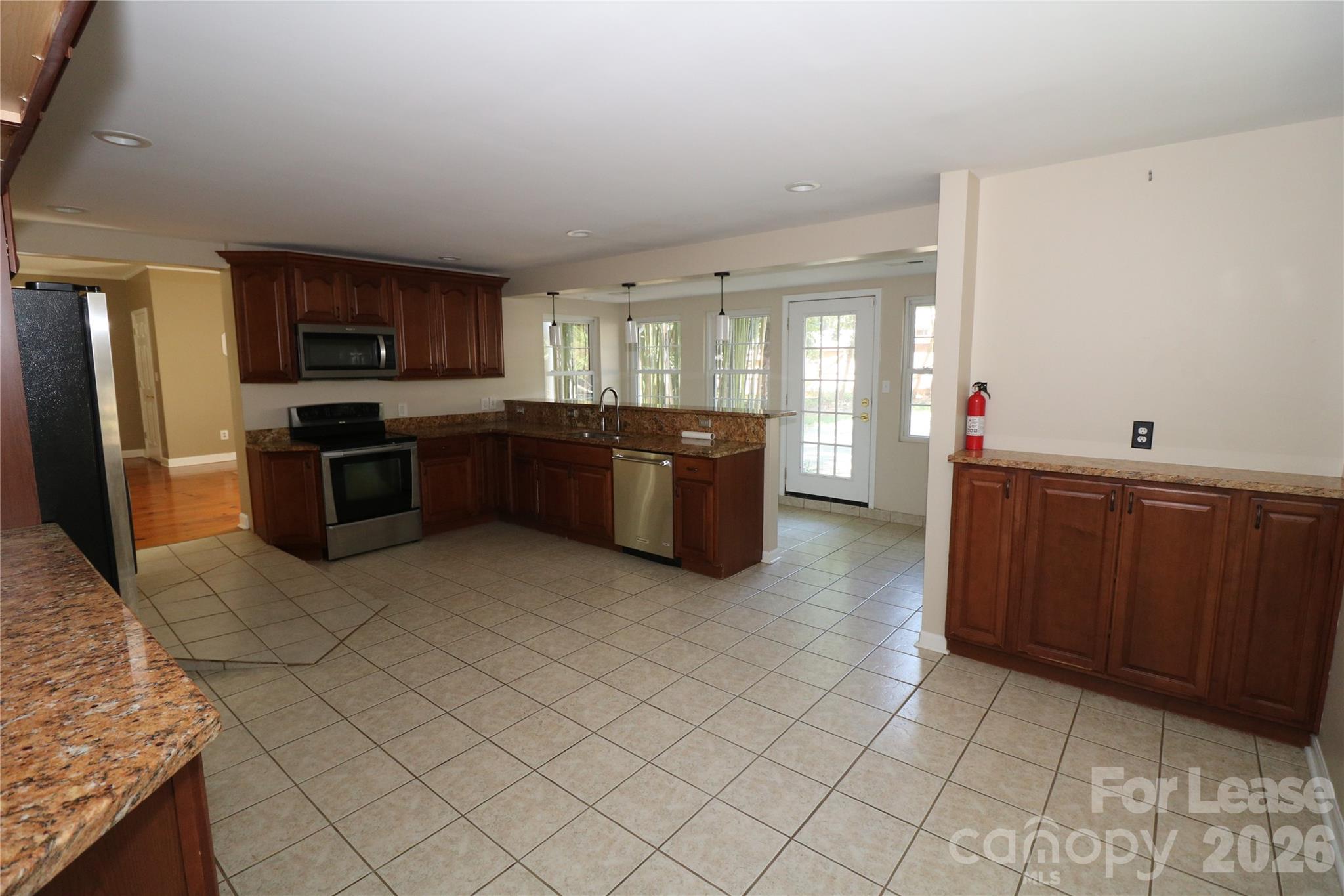 4589 Giles Avenue Property Photo 15