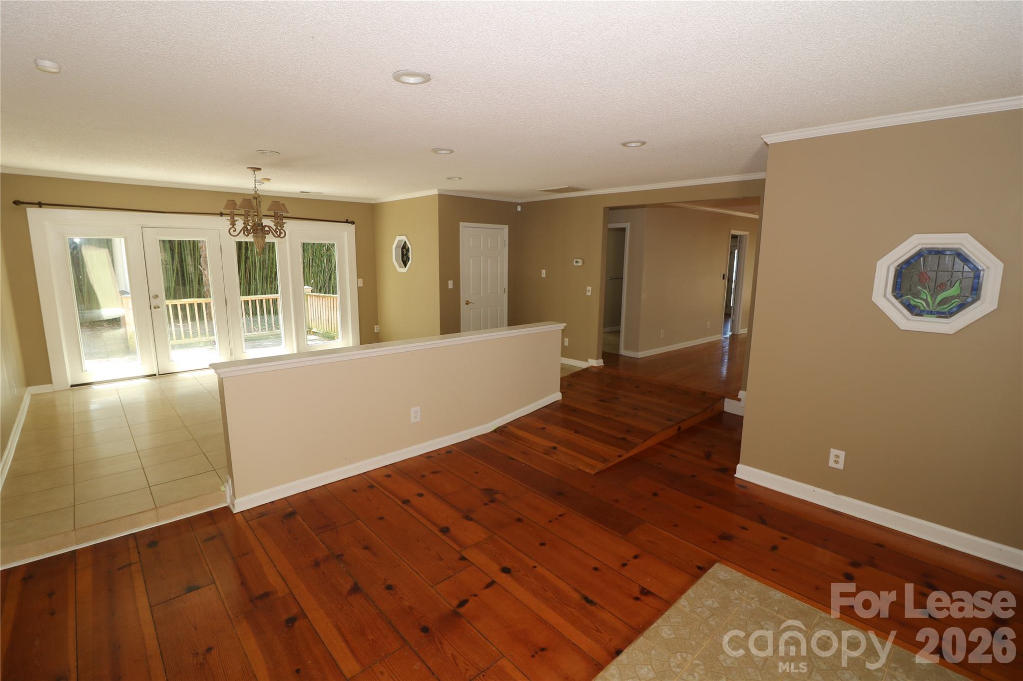 4589 Giles Avenue Property Photo 16