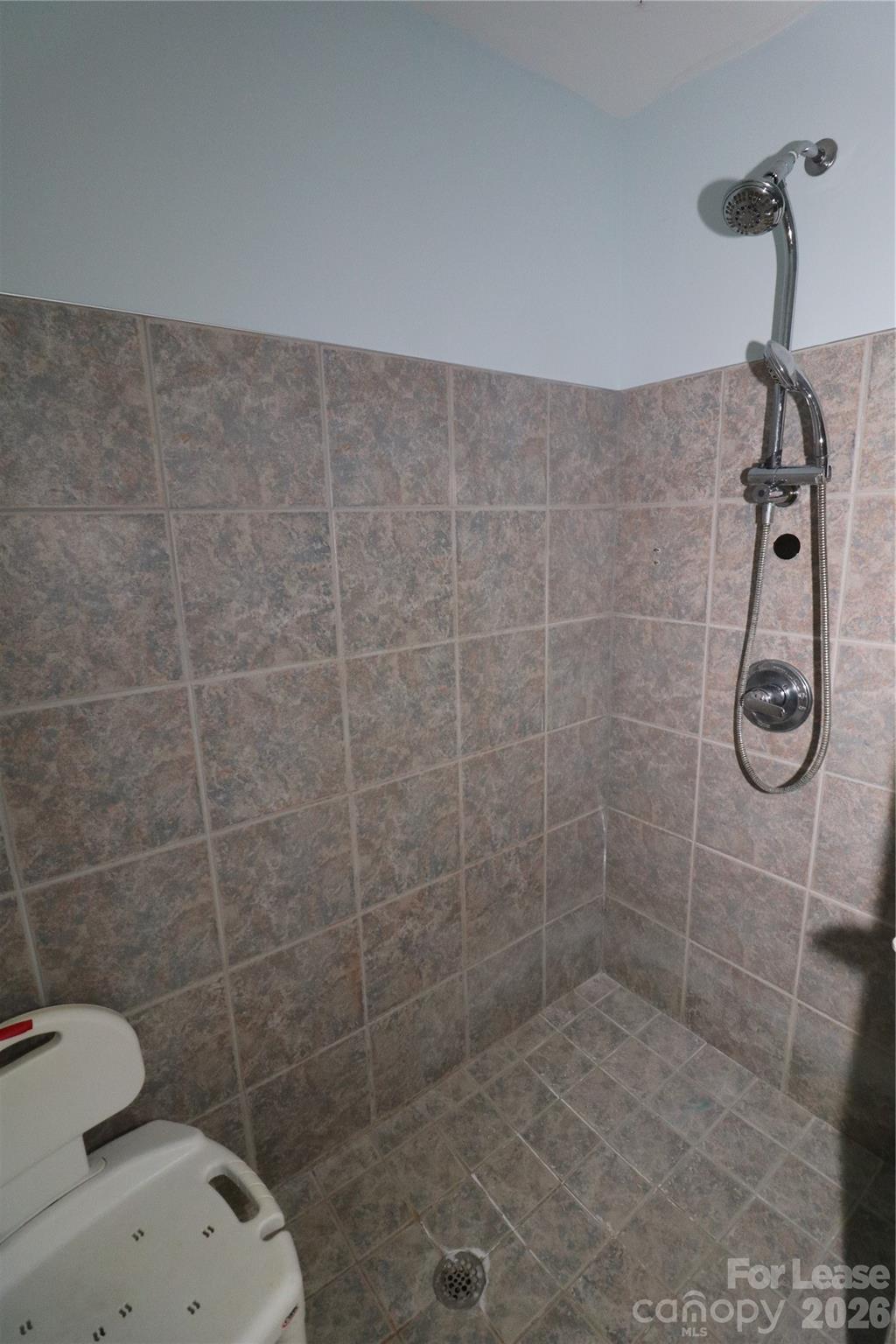 4589 Giles Avenue Property Photo 28