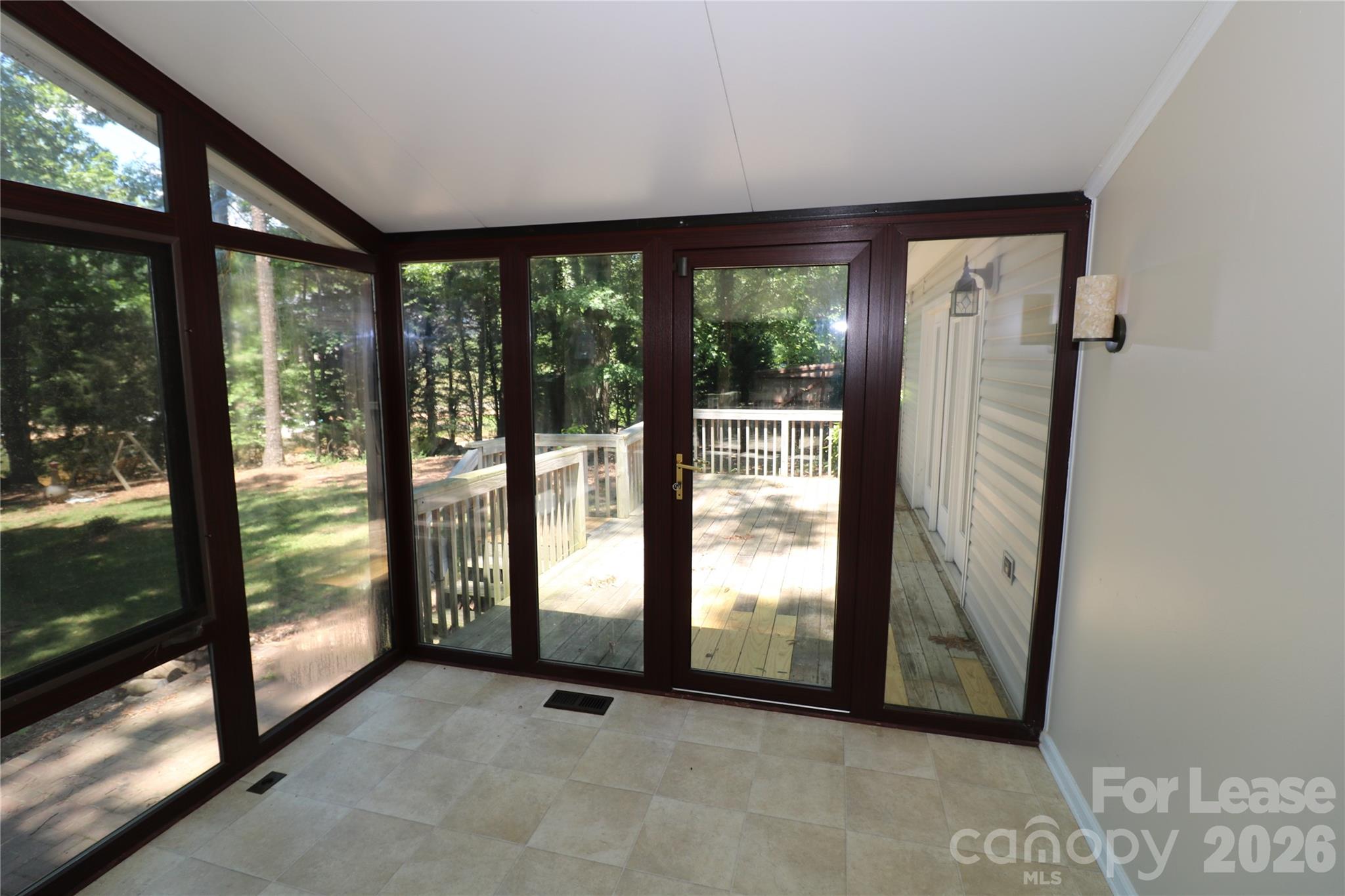 4589 Giles Avenue Property Photo 39