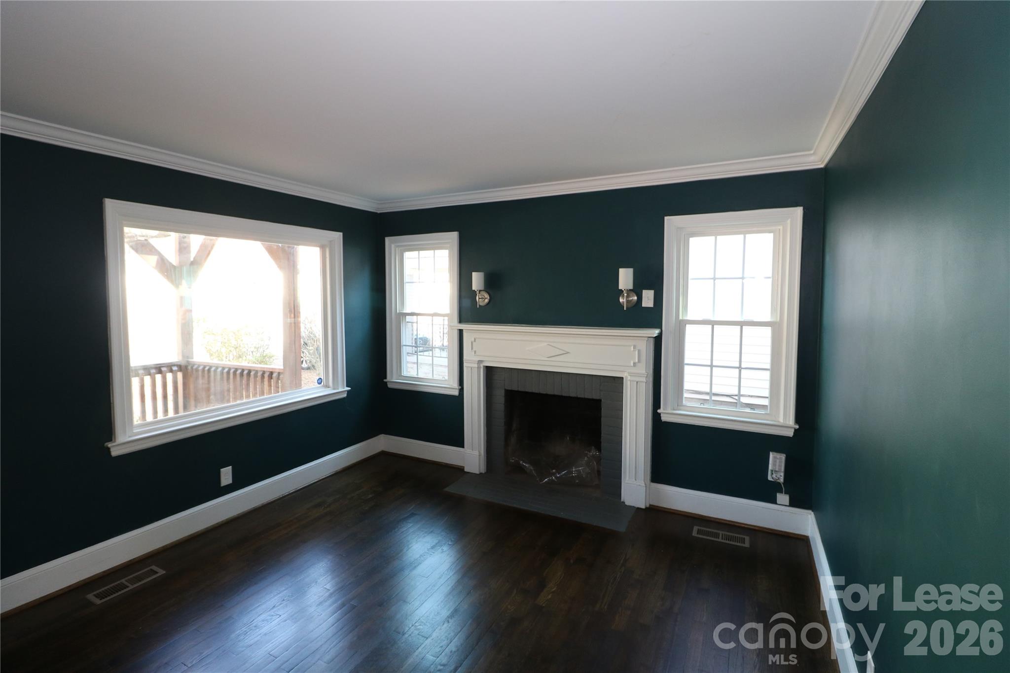 2227 Celia Avenue Property Photo 2