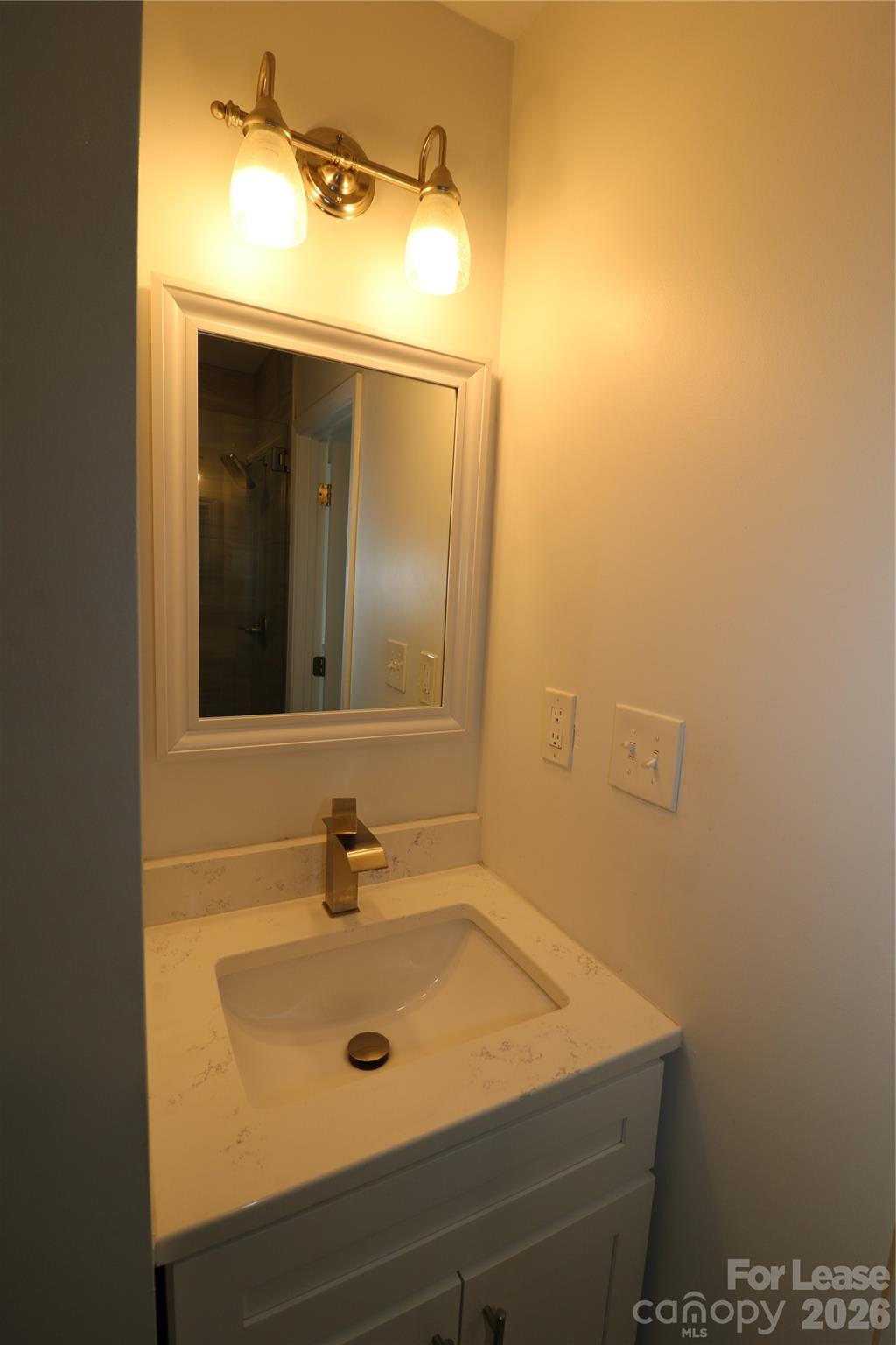 2227 Celia Avenue Property Photo 14