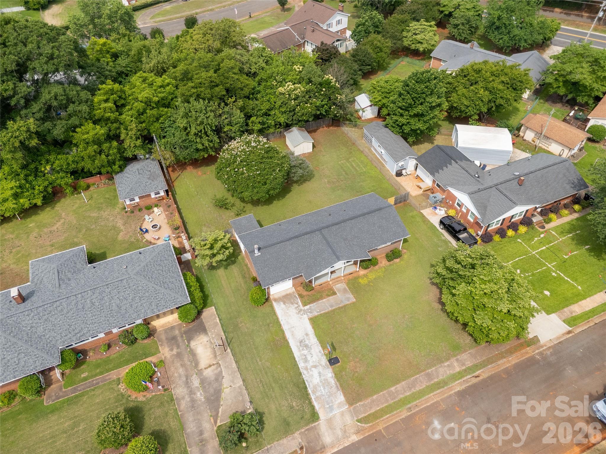755 Emorywood Lane Property Photo 4