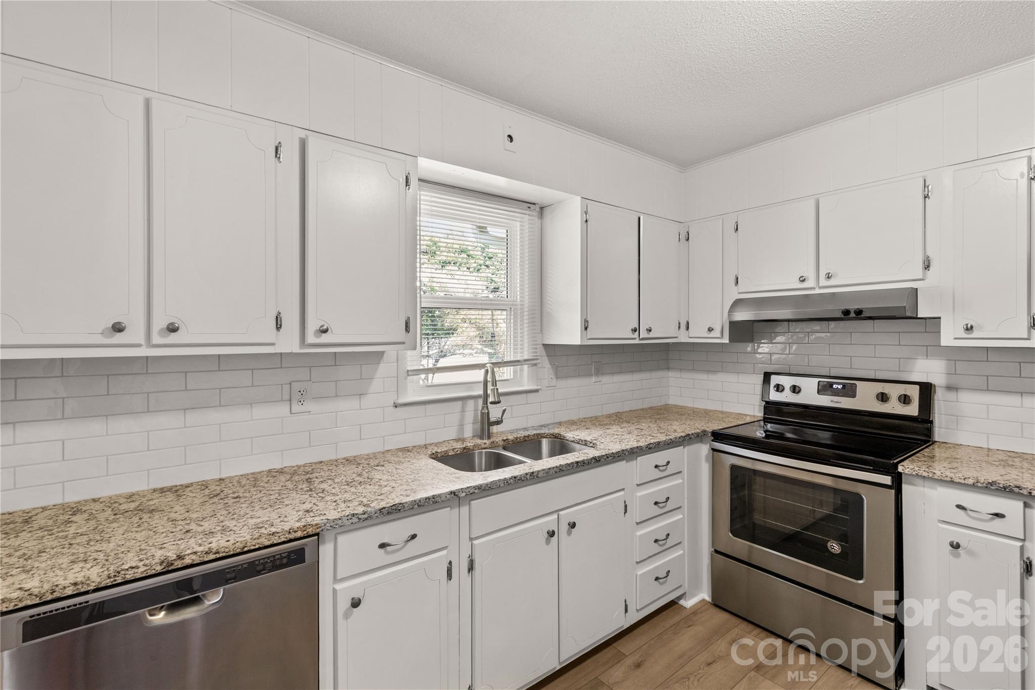 755 Emorywood Lane Property Photo 17
