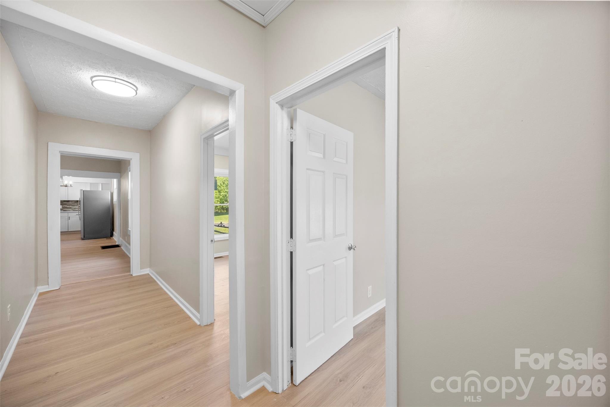 509 E Grover Street Property Photo 20