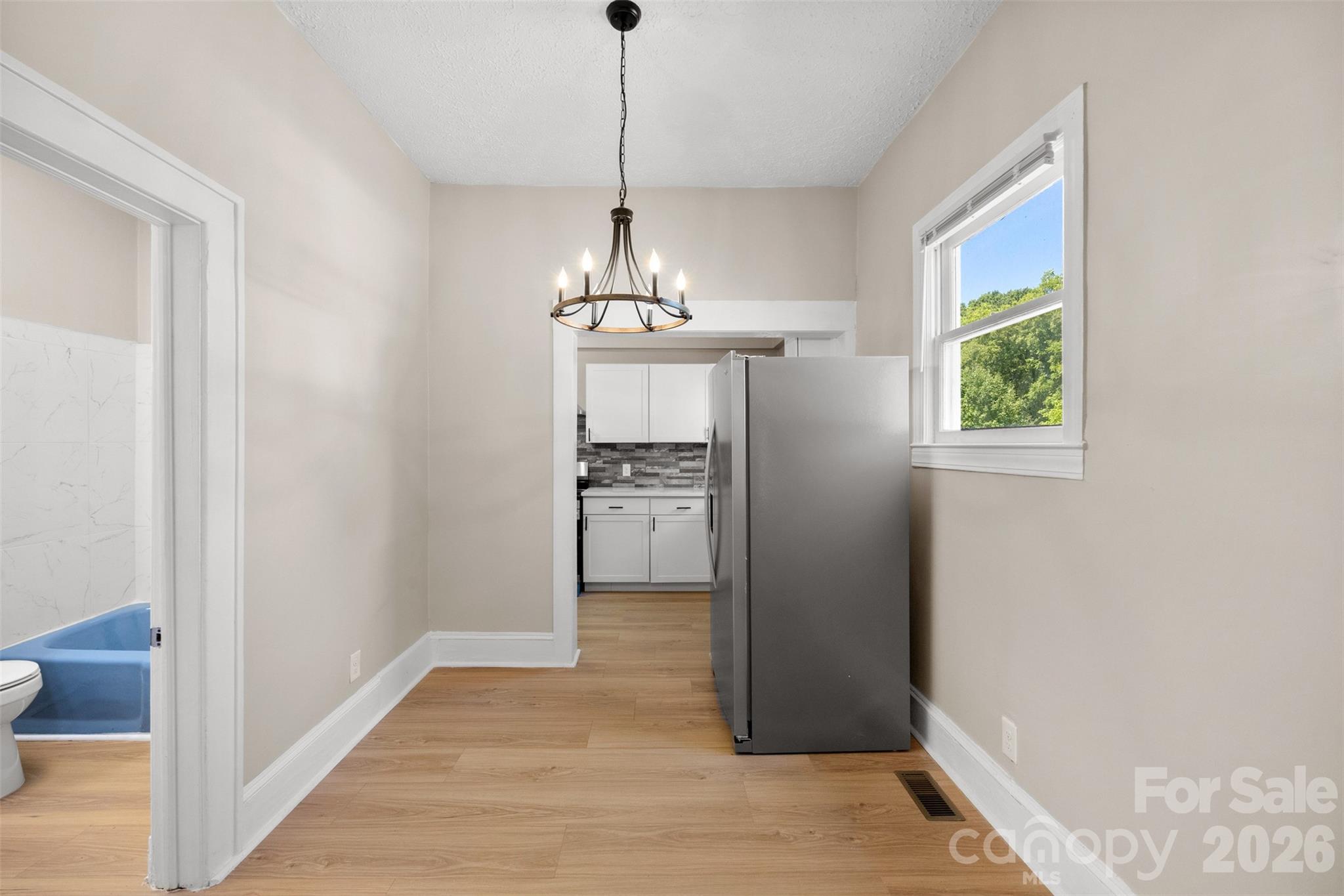 509 E Grover Street Property Photo 25