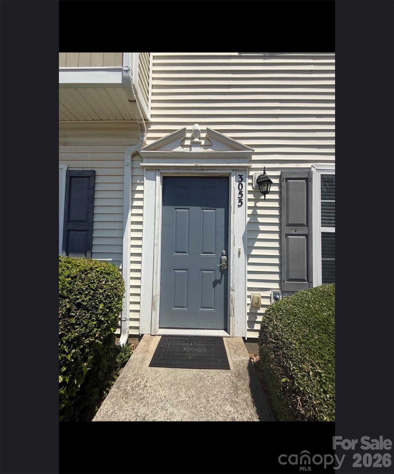 3055 Nevin Place Drive Property Photo 1