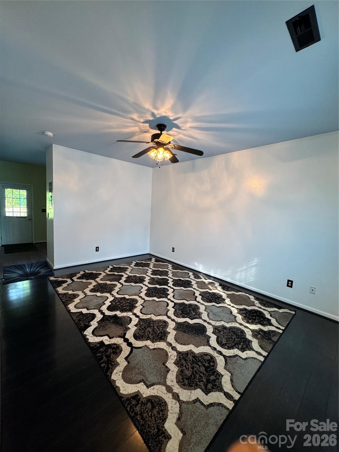 3055 Nevin Place Drive Property Photo 3