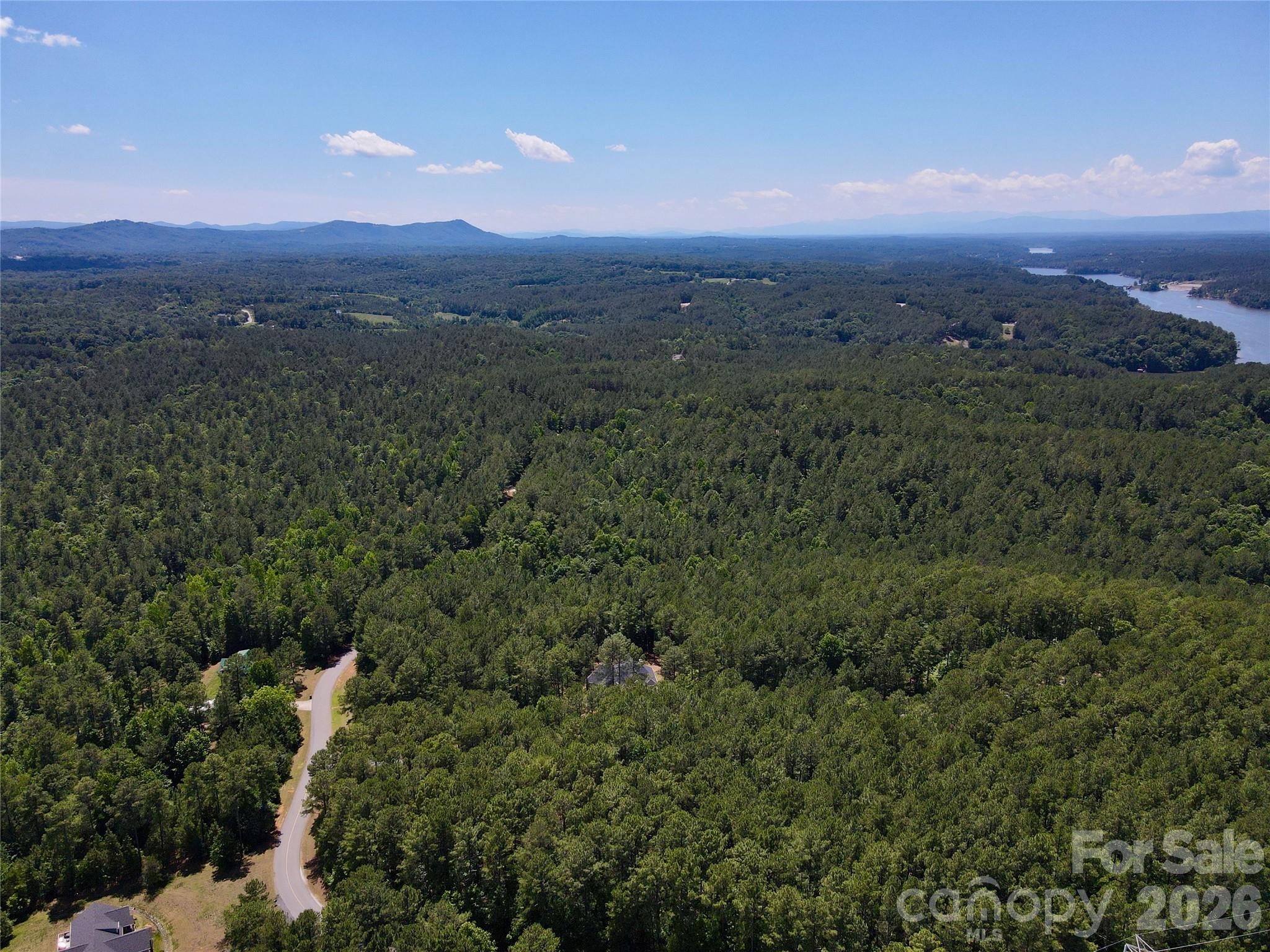 1074 W Hidden Cove Lane Property Photo 6