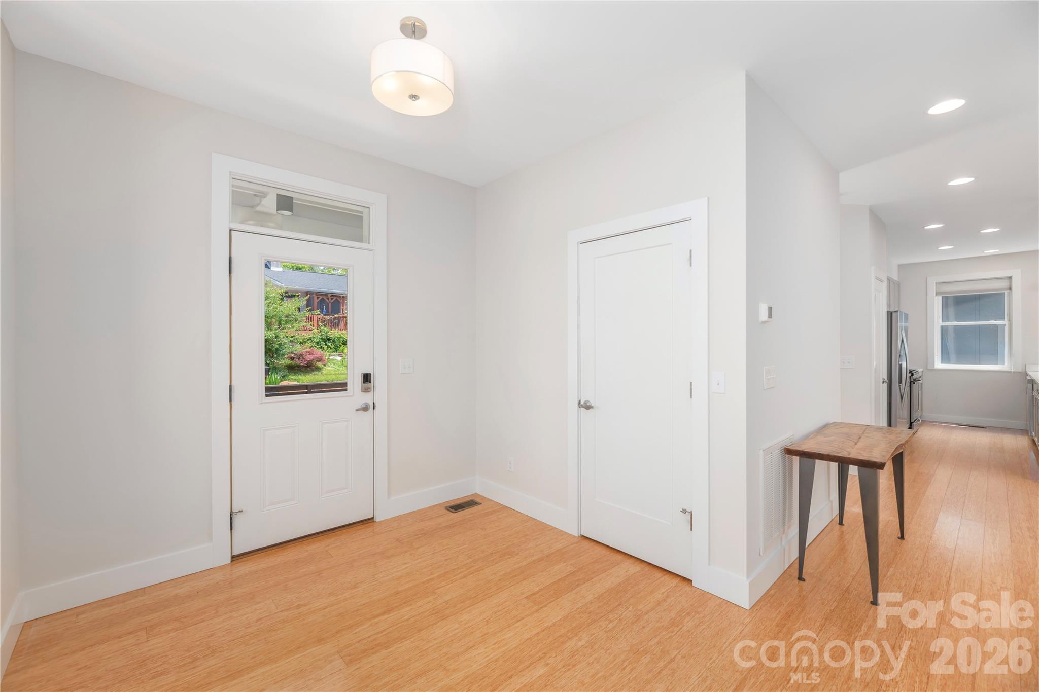 39 Hubbard Avenue Property Photo 3
