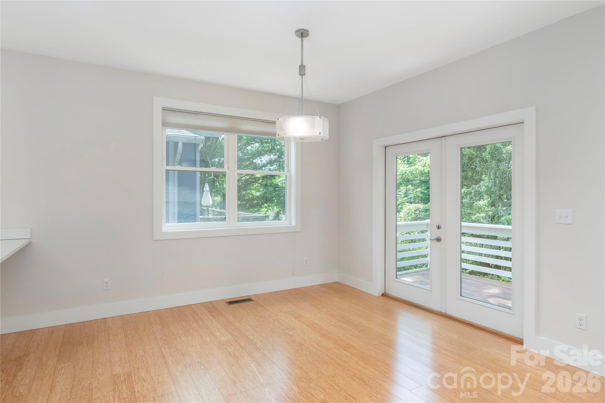 39 Hubbard Avenue Property Photo 9