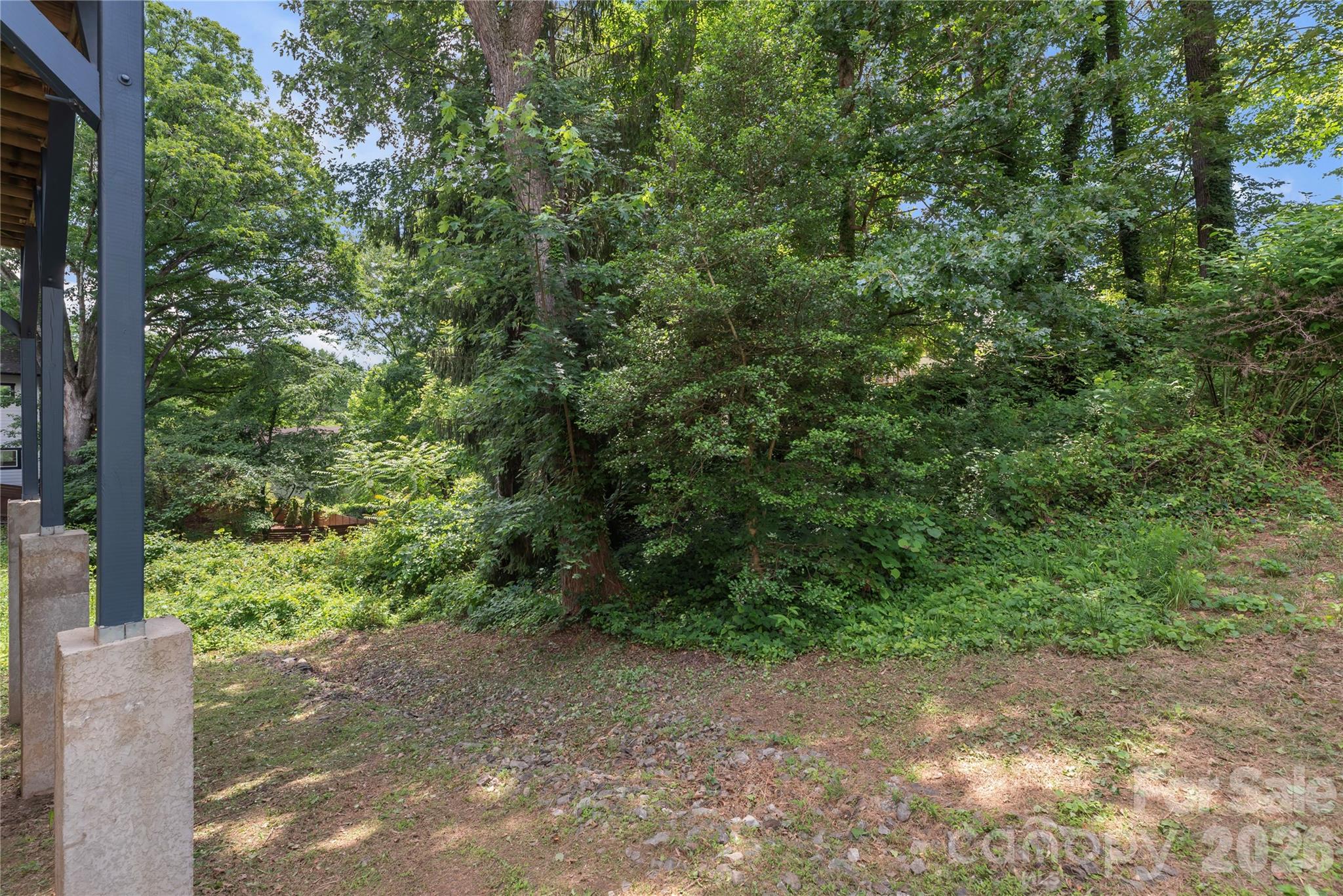 39 Hubbard Avenue Property Photo 15