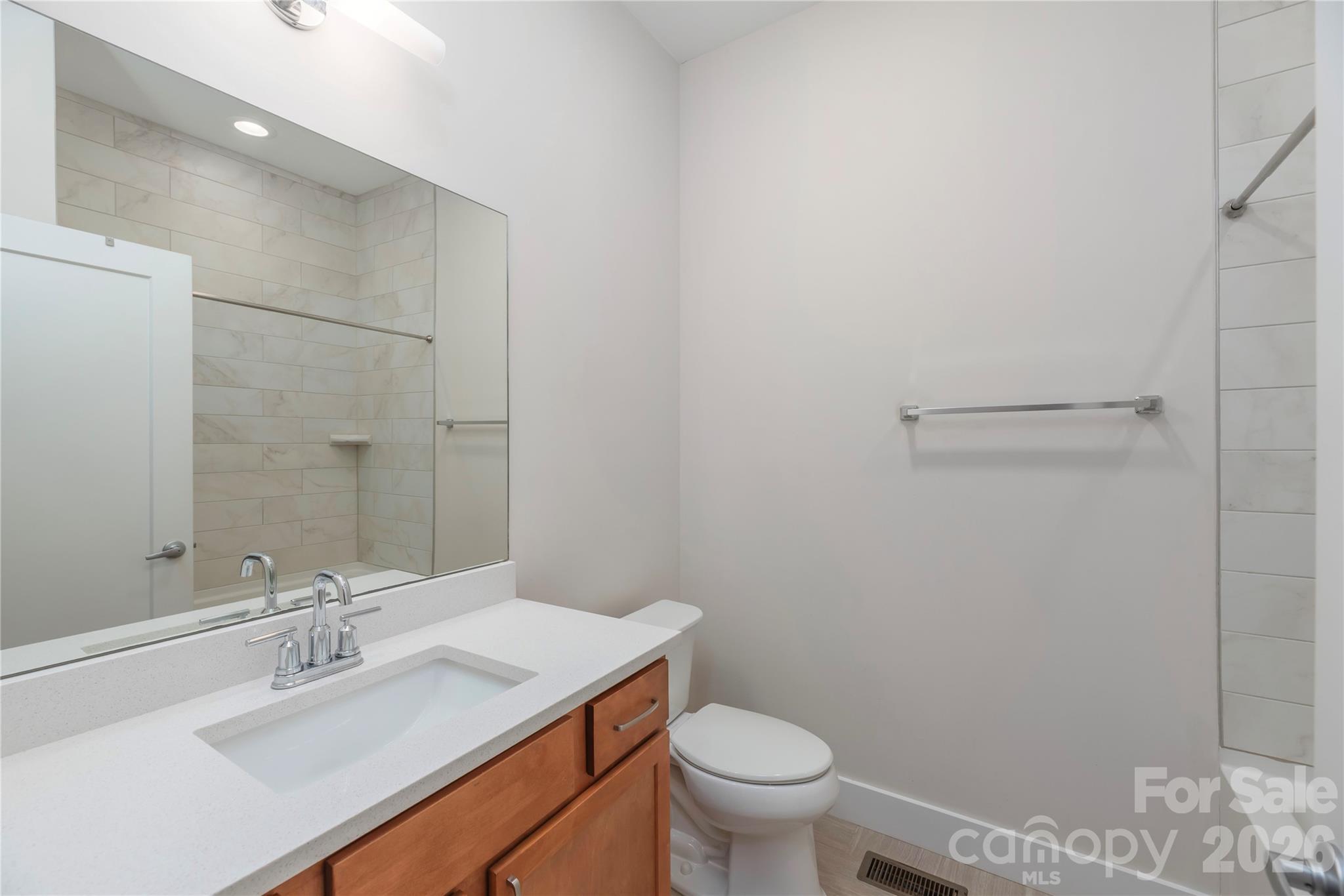 39 Hubbard Avenue Property Photo 23