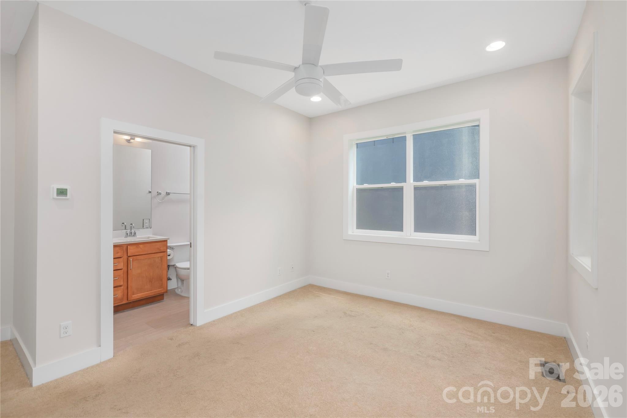 39 Hubbard Avenue Property Photo 28