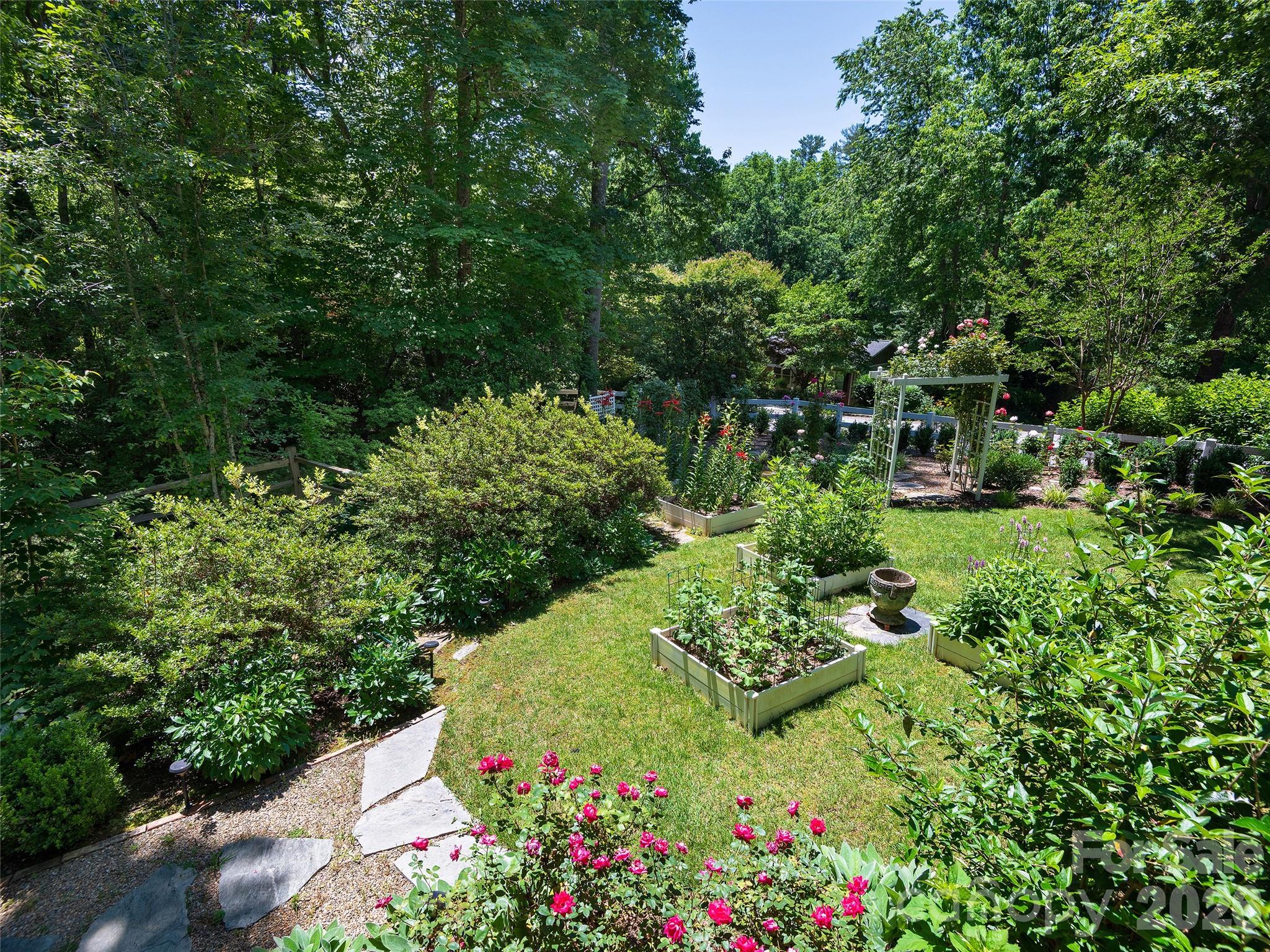 122 Brandon Road Property Photo 36