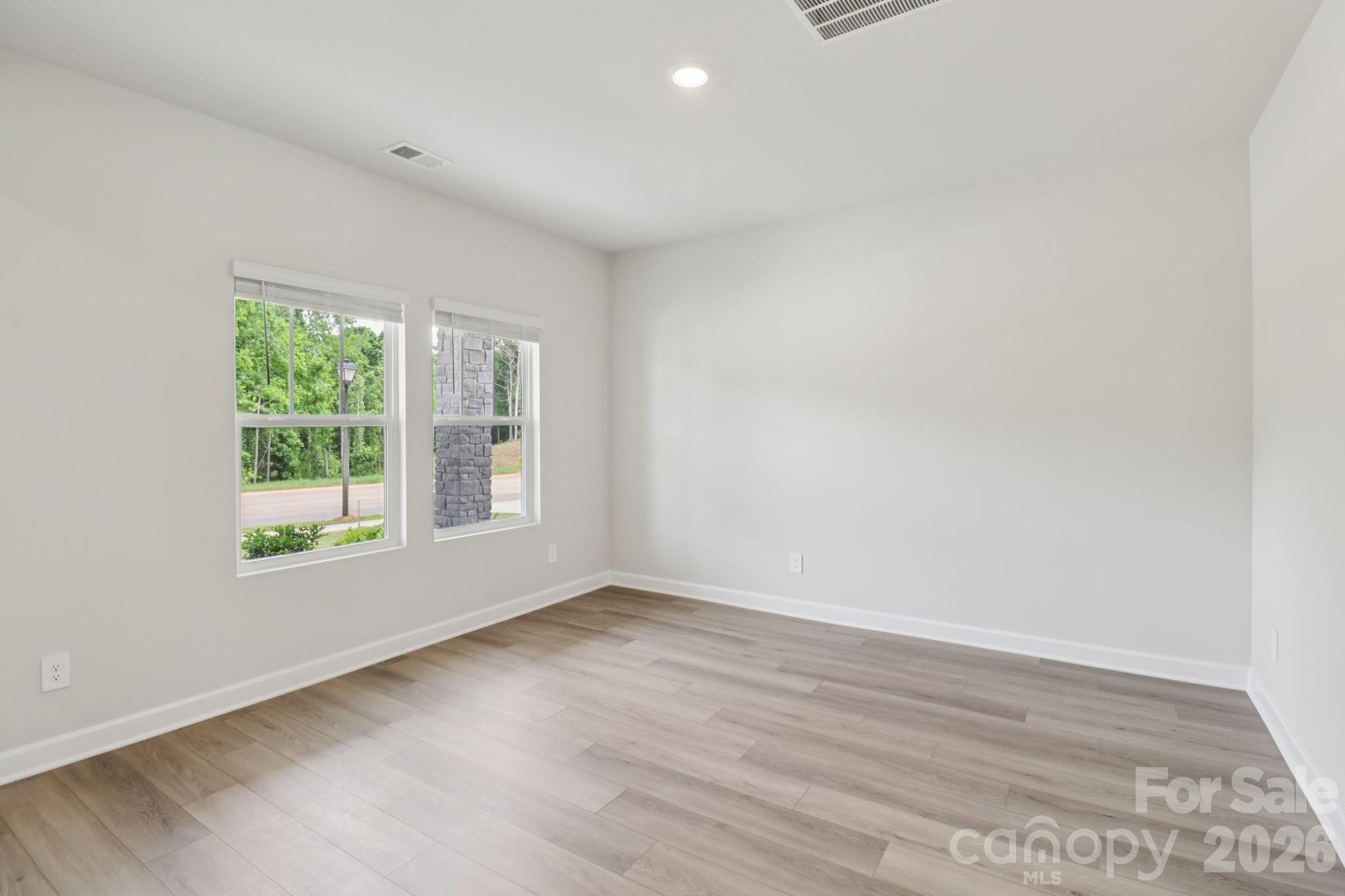 104 Frontiersman Drive Property Photo 8