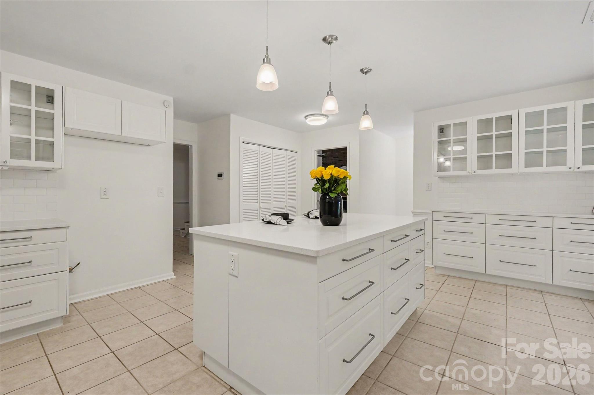 10727 Colony Woods Drive Property Photo 7