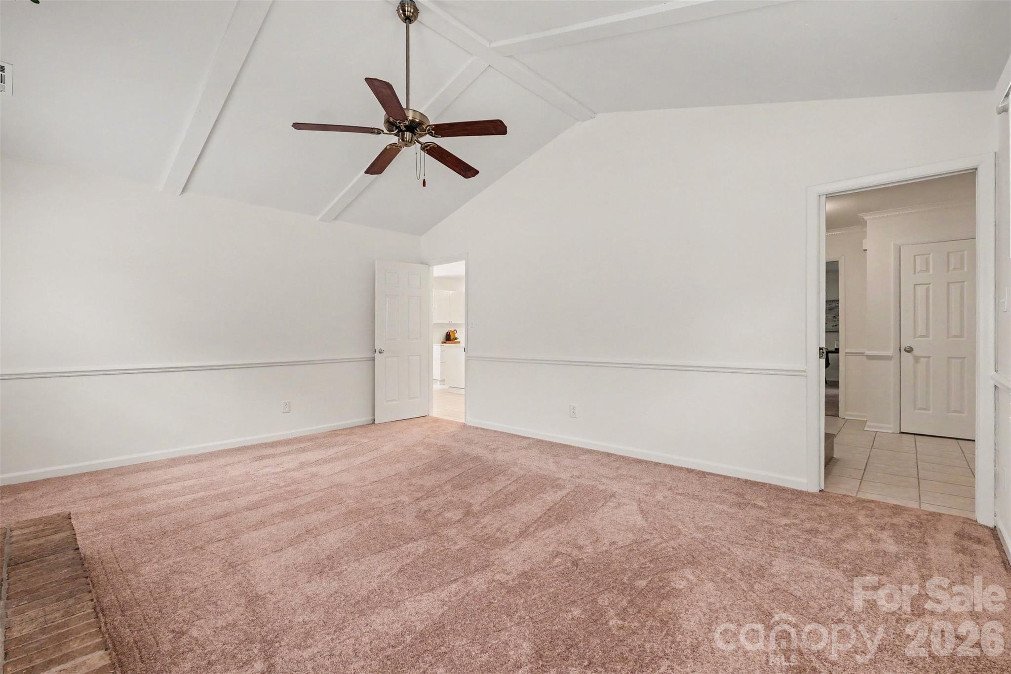 10727 Colony Woods Drive Property Photo 12
