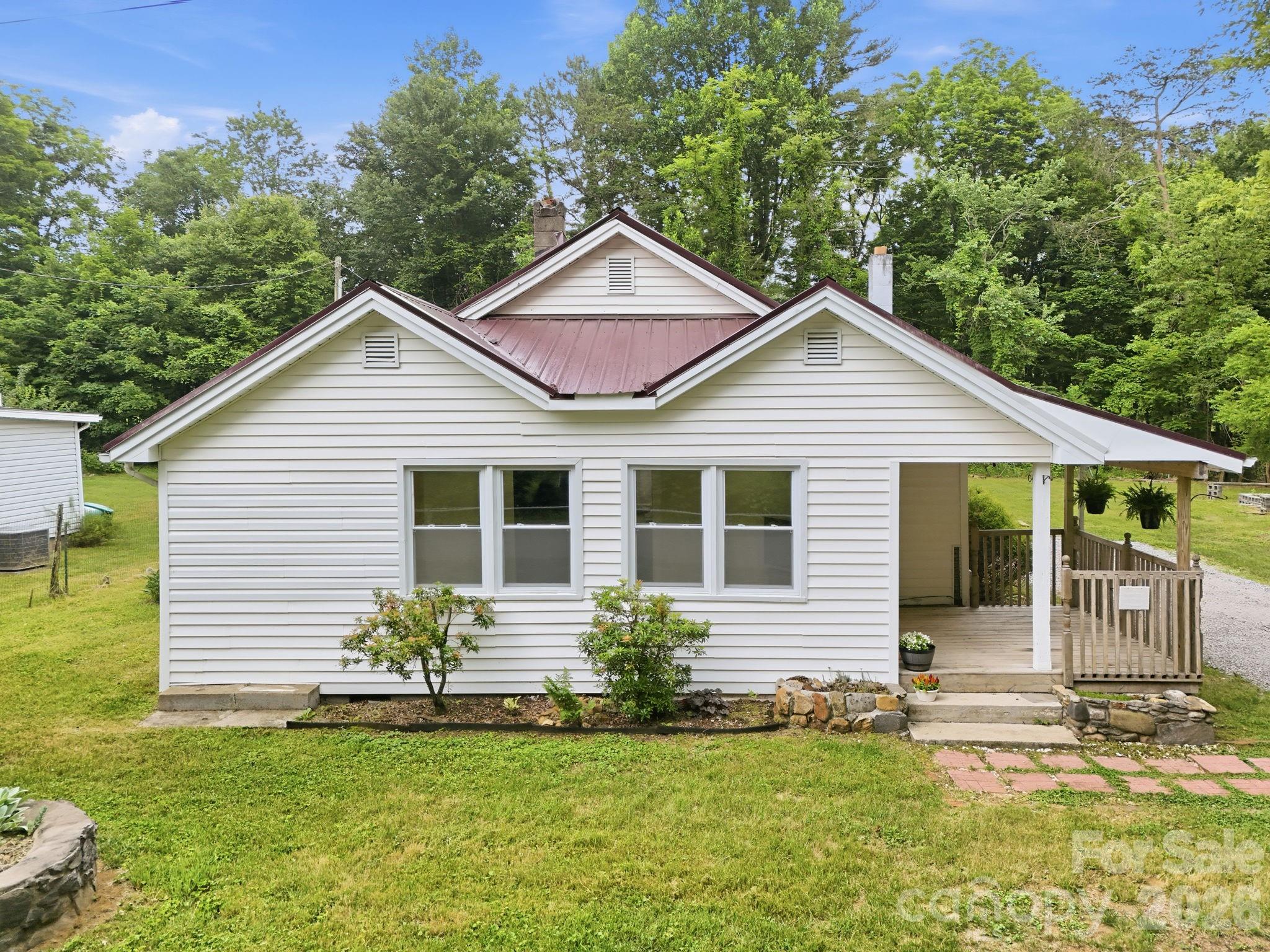 226 Vance Avenue Property Photo 3