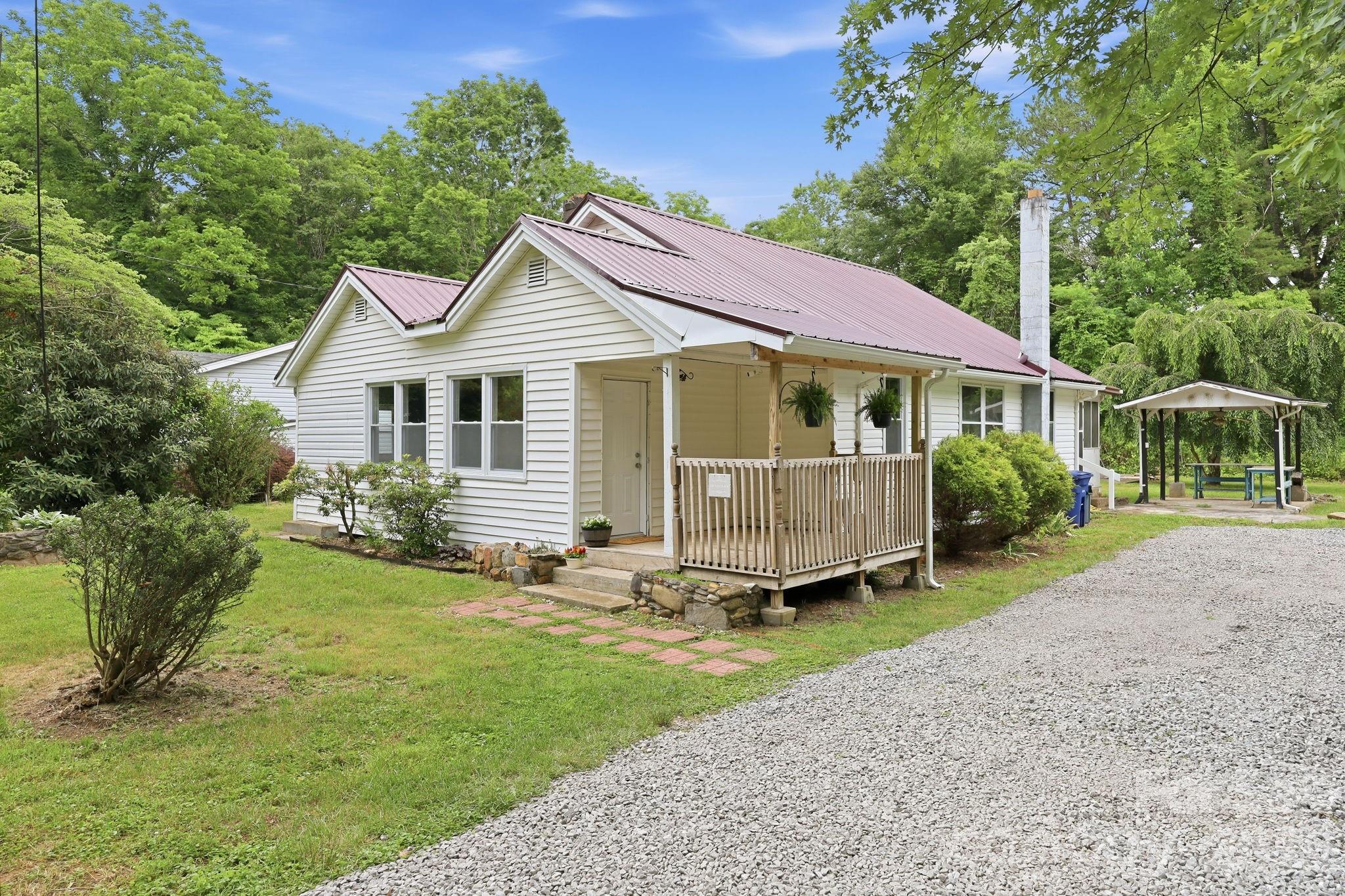 226 Vance Avenue Property Photo 4