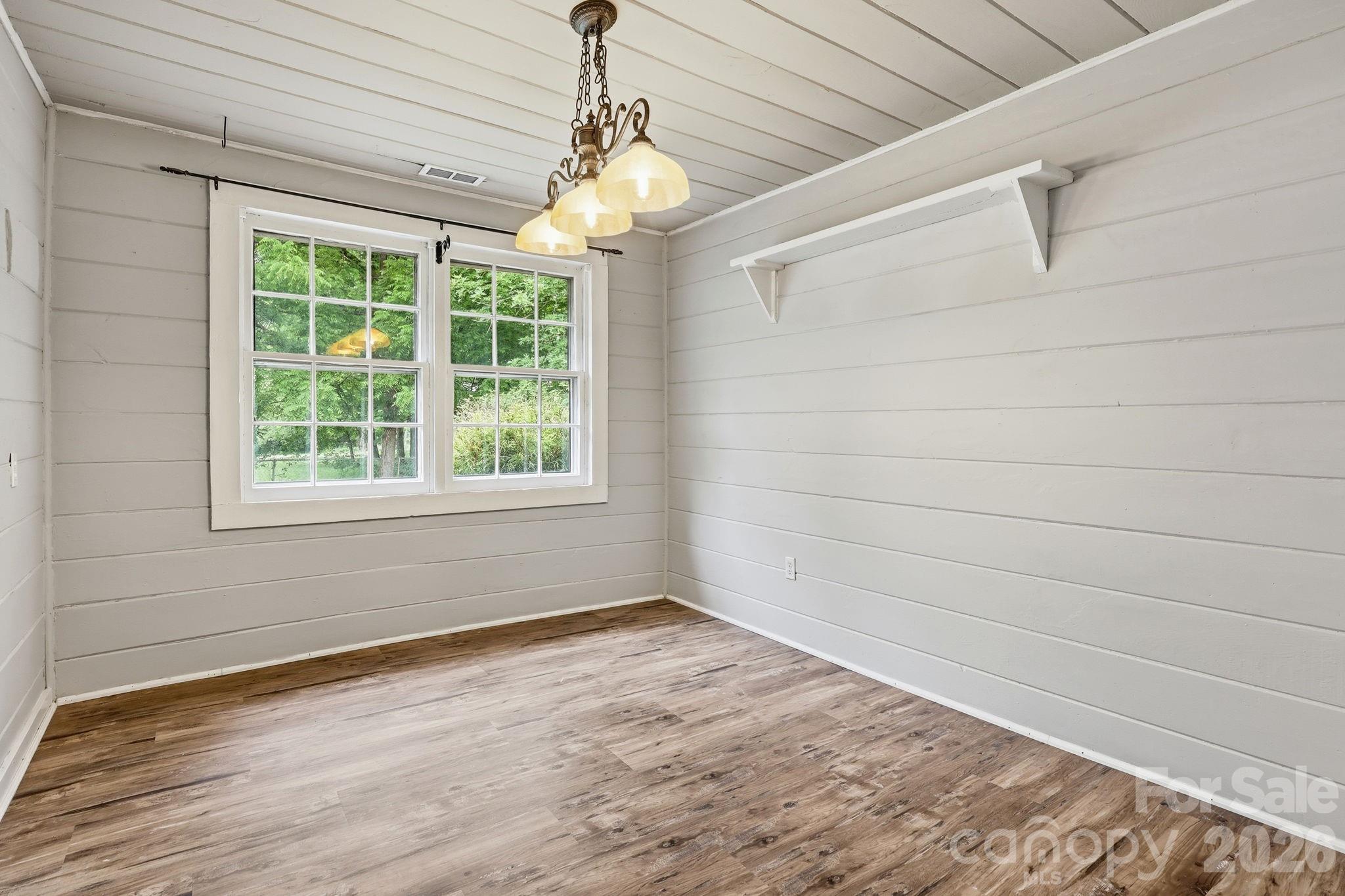 226 Vance Avenue Property Photo 15