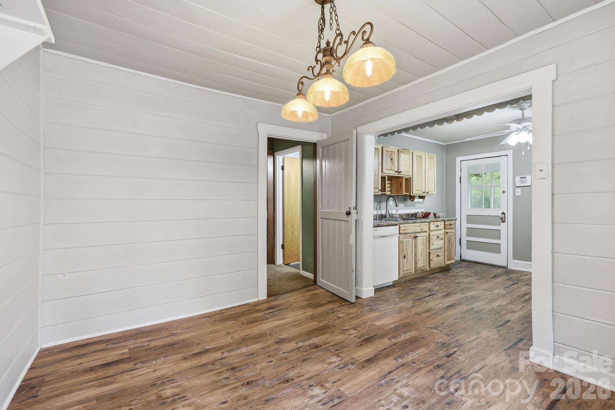 226 Vance Avenue Property Photo 16
