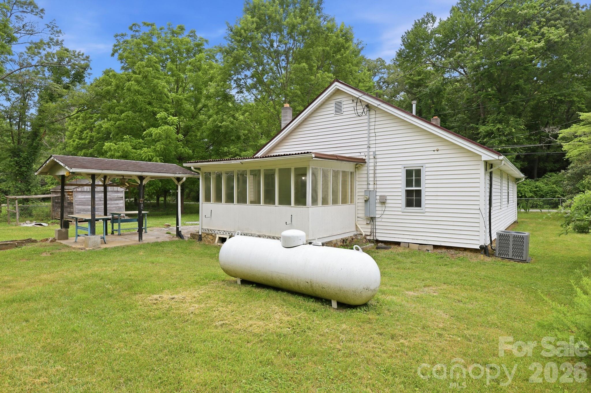 226 Vance Avenue Property Photo 28