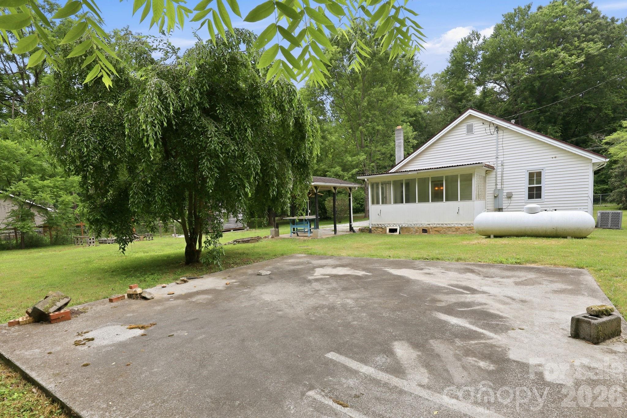 226 Vance Avenue Property Photo 31