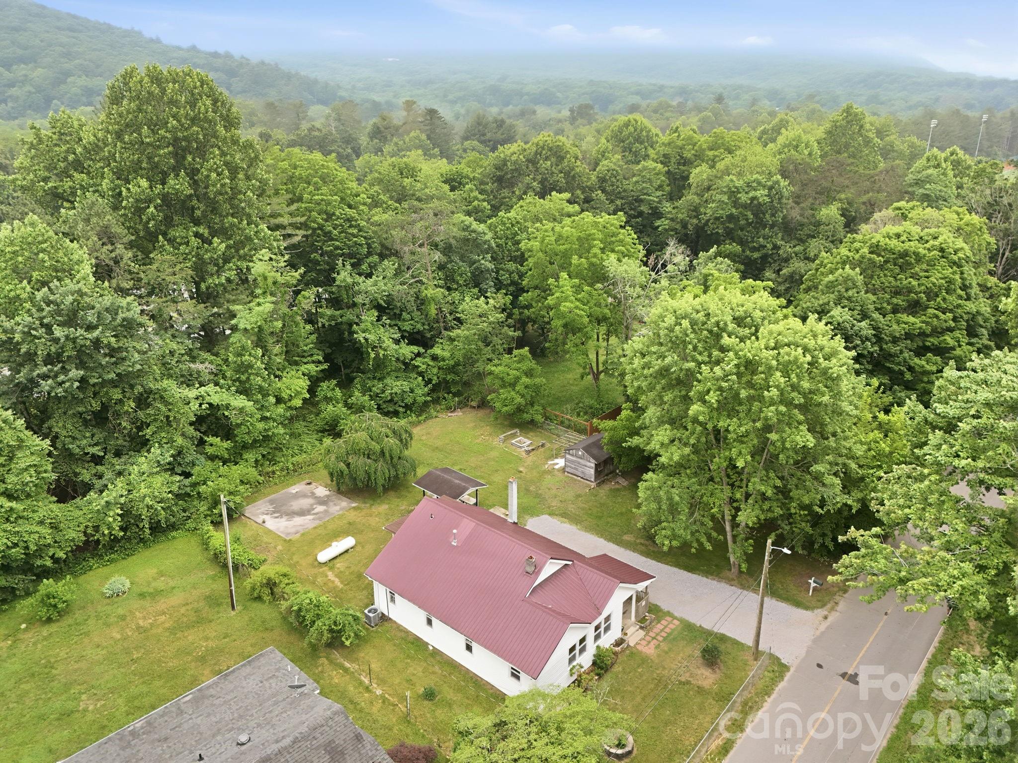 226 Vance Avenue Property Photo 32