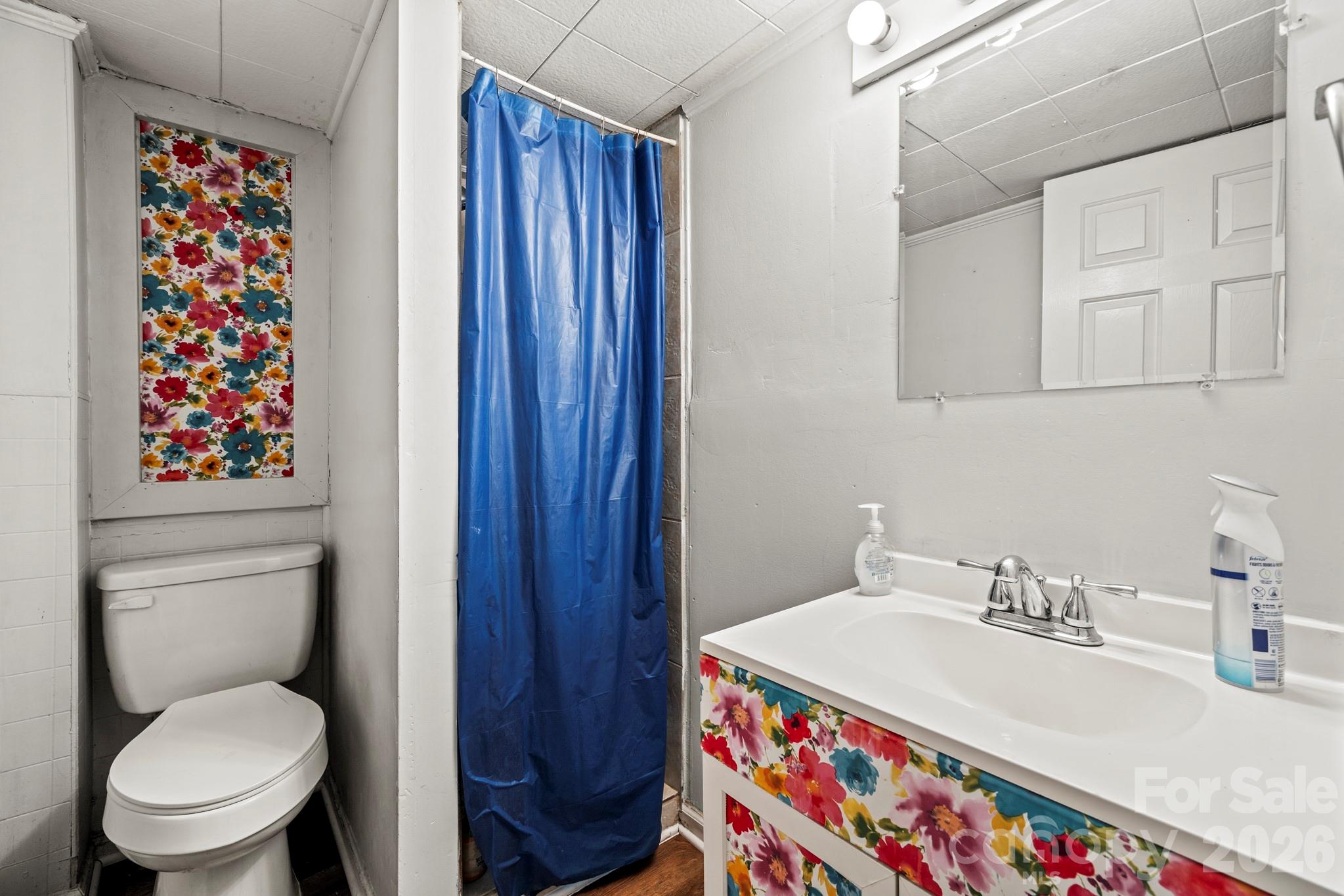 933 Rowan Street Property Photo 13