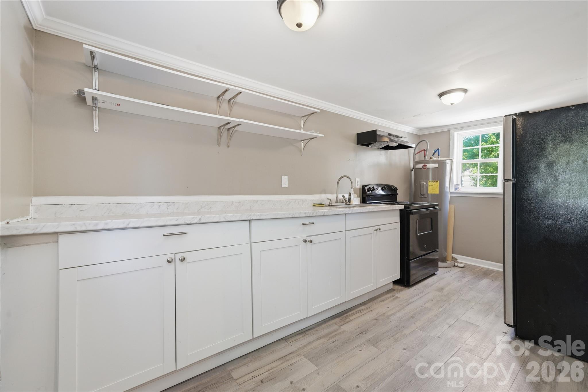 933 Rowan Street Property Photo 22