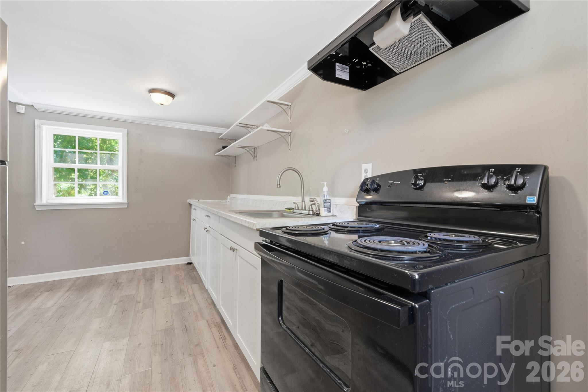 933 Rowan Street Property Photo 24