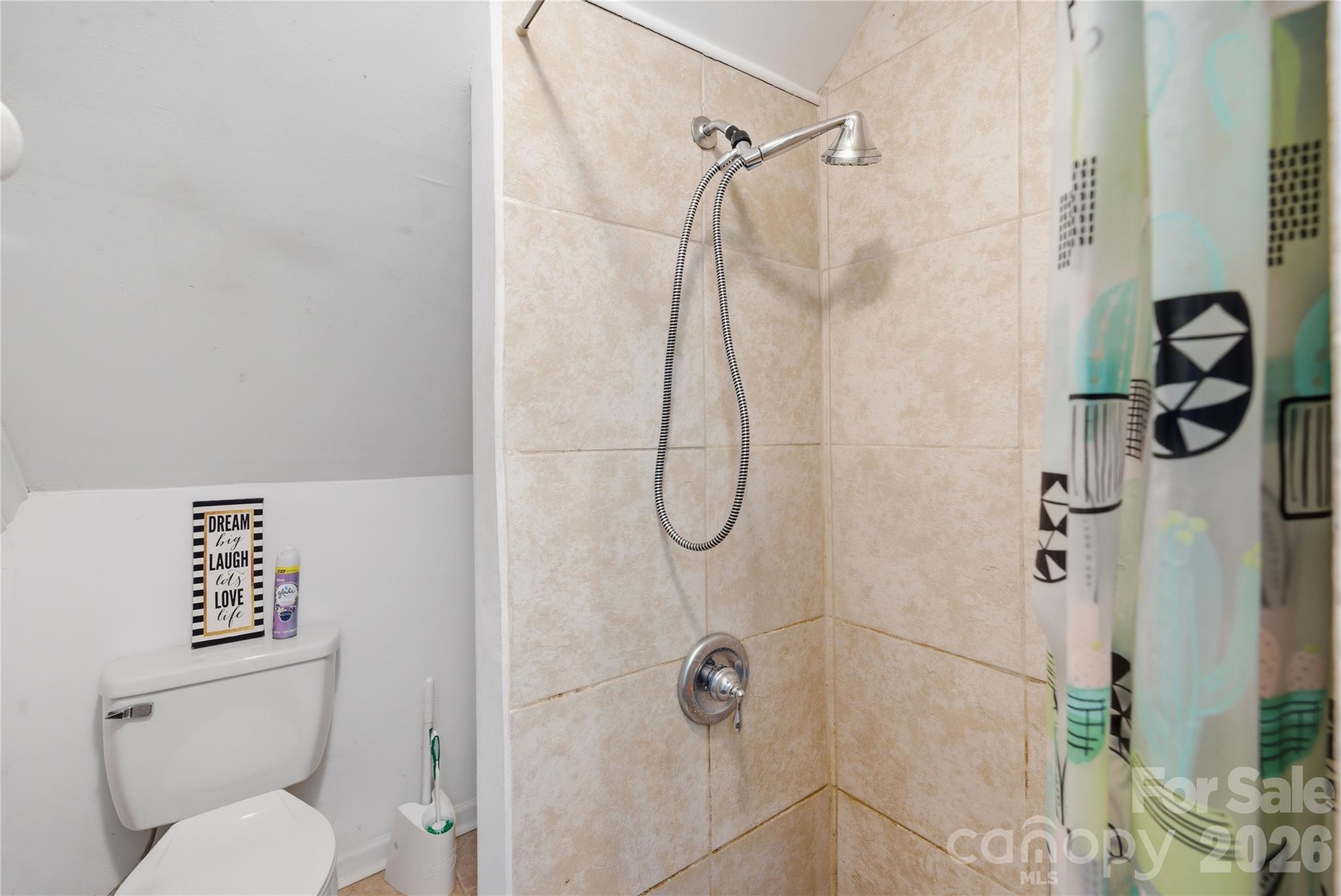 933 Rowan Street Property Photo 30