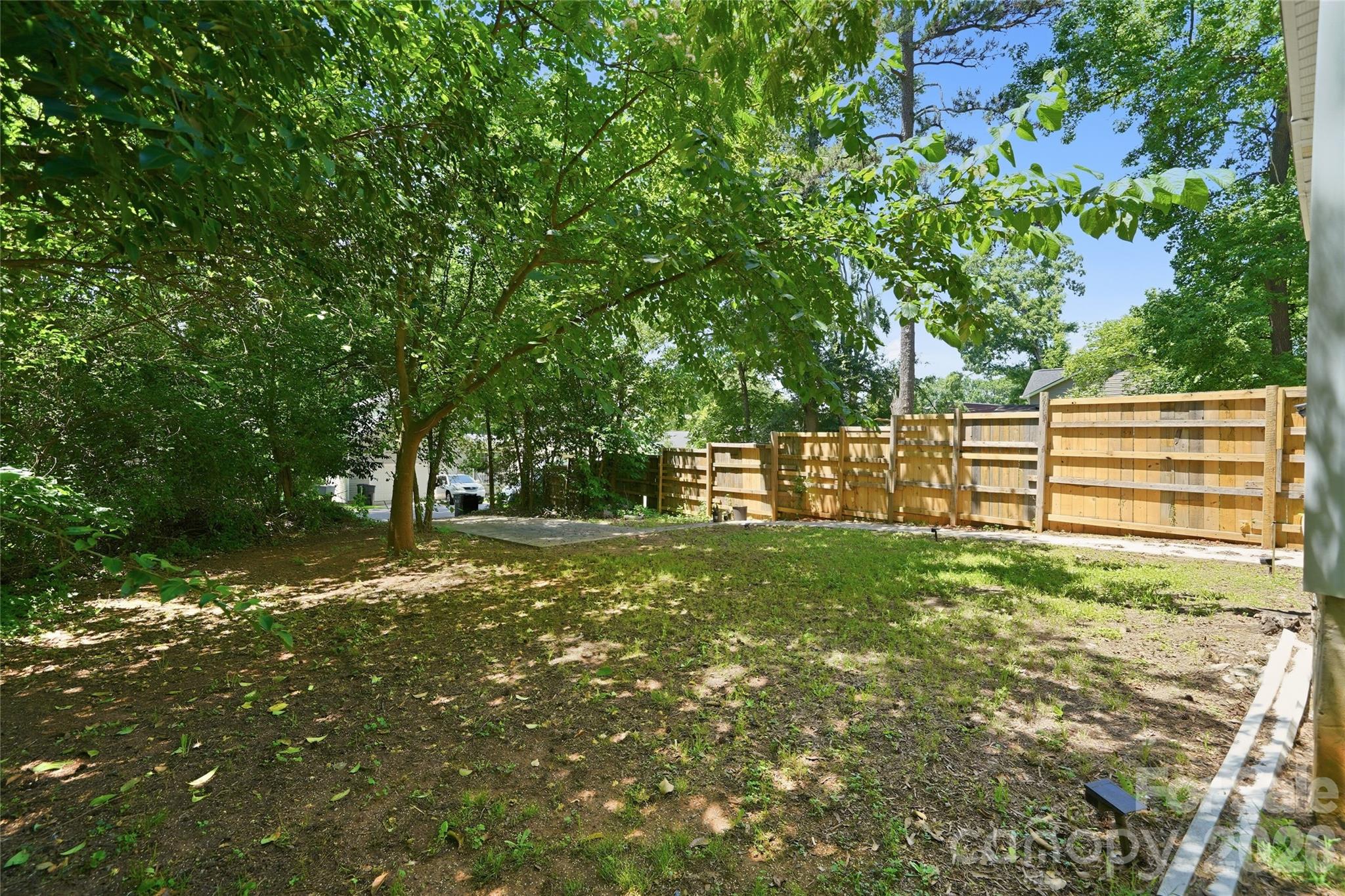 933 Rowan Street Property Photo 31