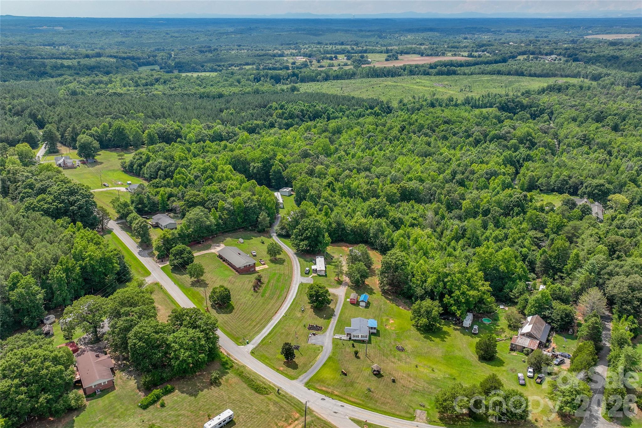 114 Jason Drive Property Photo 6