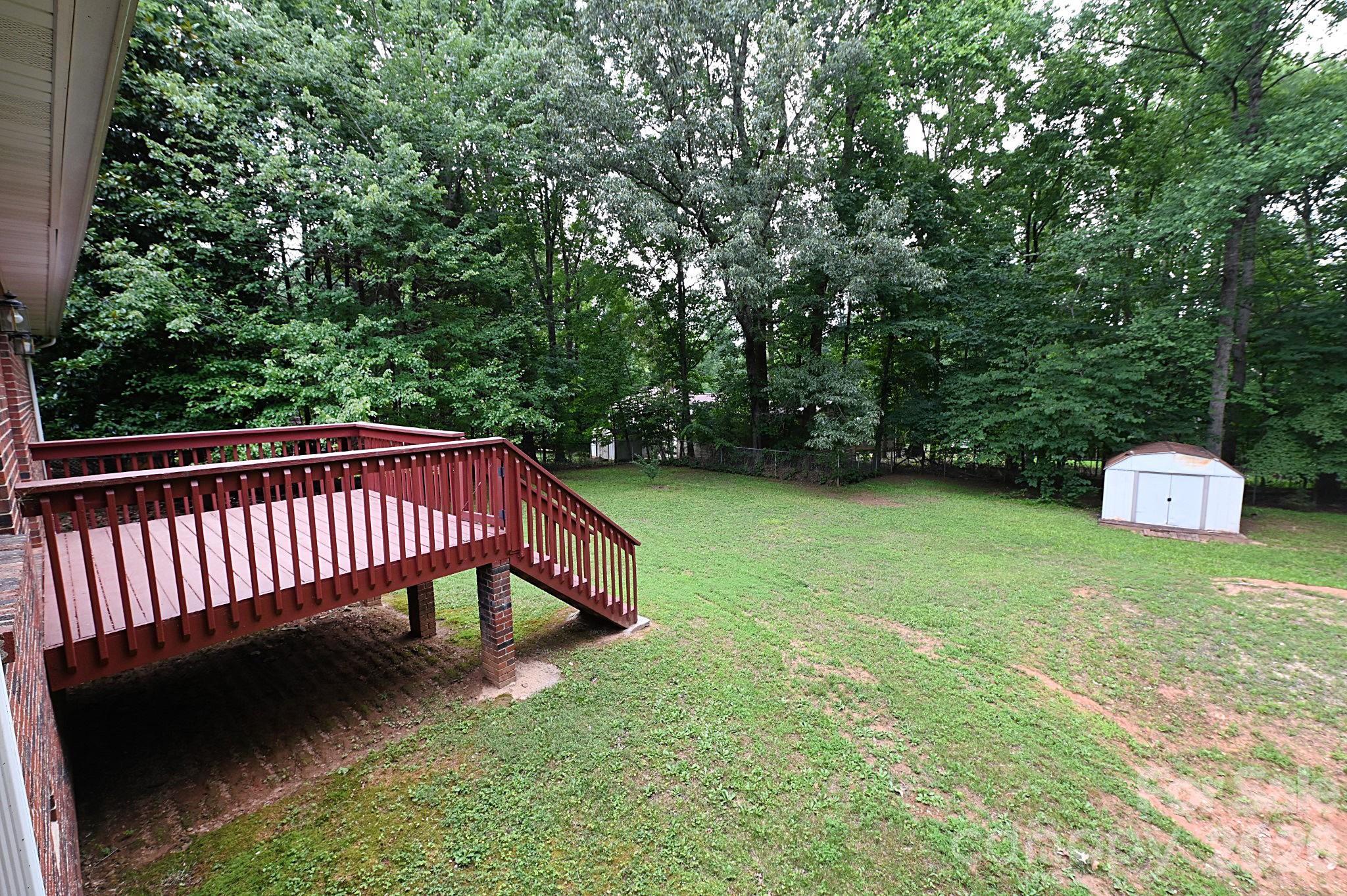 1035 E 24th Street Property Photo 33