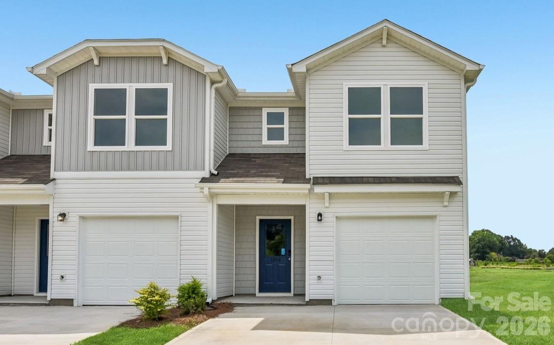 3050 Oaksmere Drive Property Photo 1