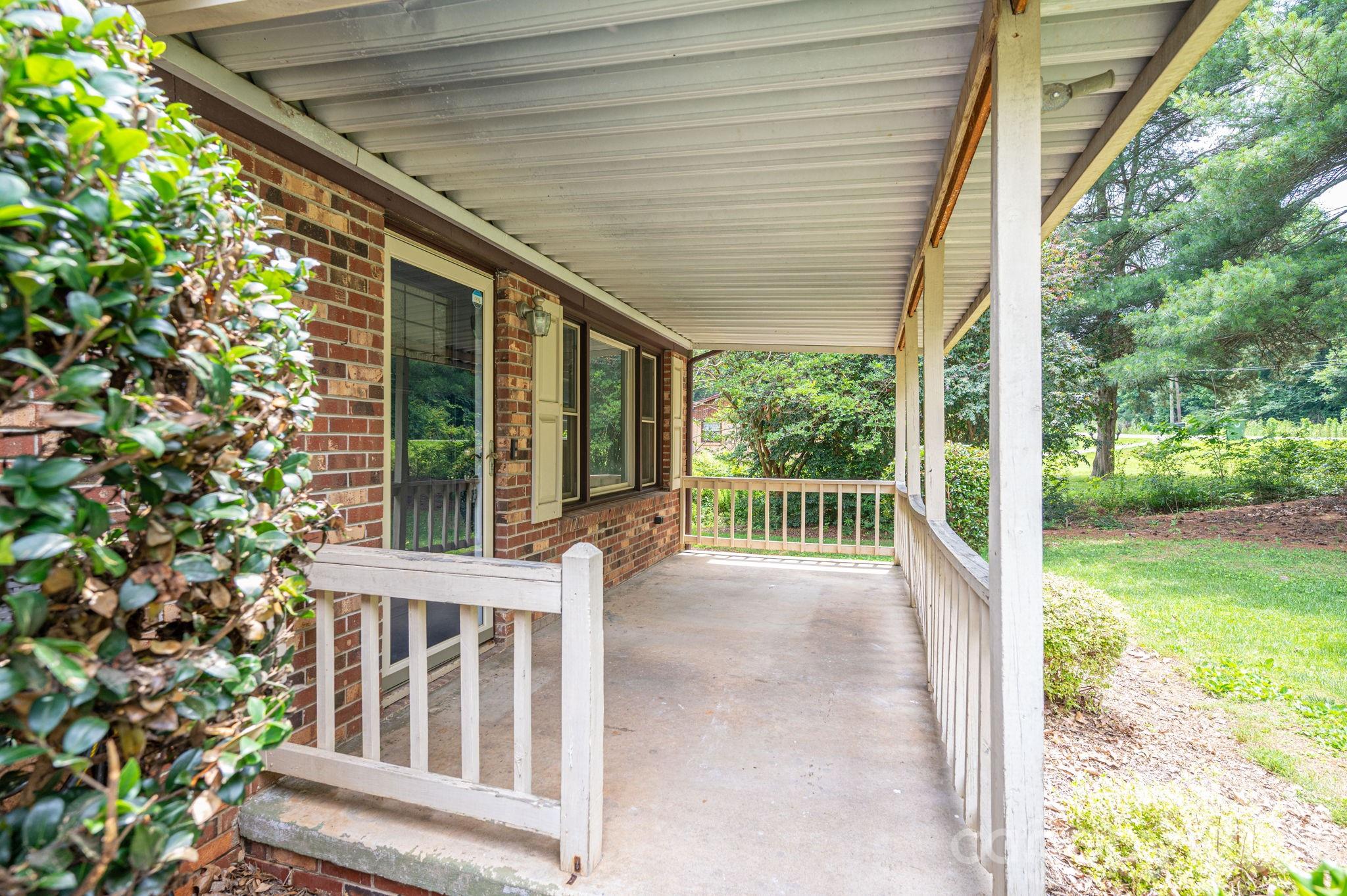 626 Dallas Spencer Mtn Road Property Photo 6