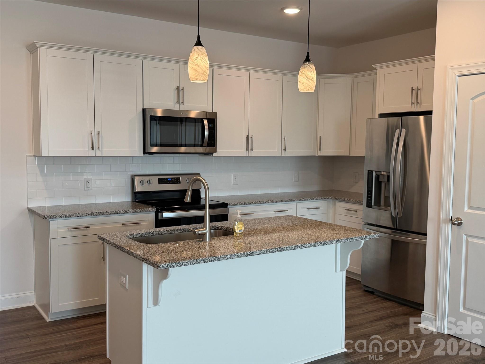 2125 24th Street Lane Property Photo 8