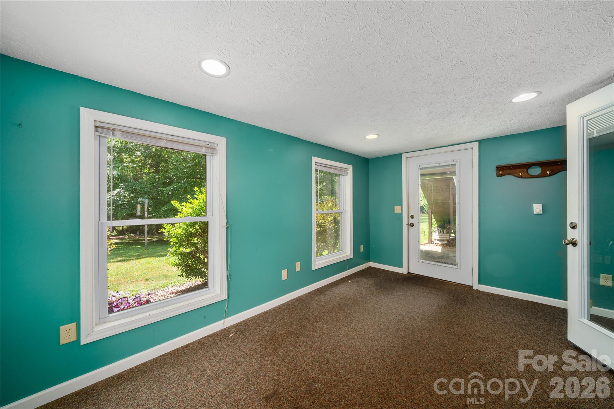1541 Glenheath Drive 39 Property Photo 10