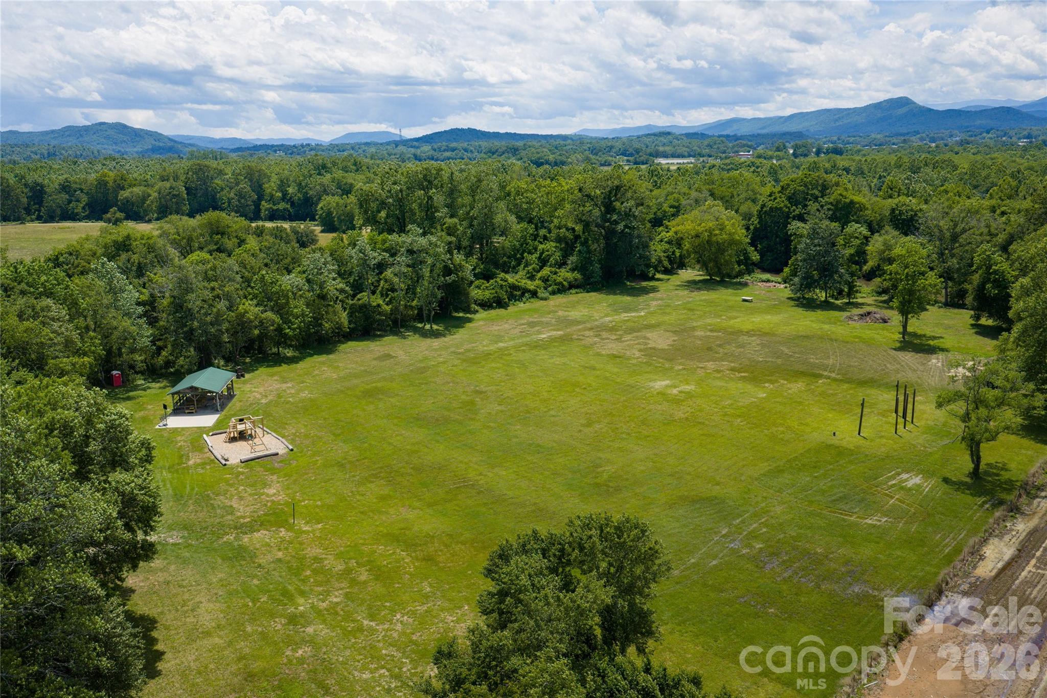 1541 Glenheath Drive 39 Property Photo 15