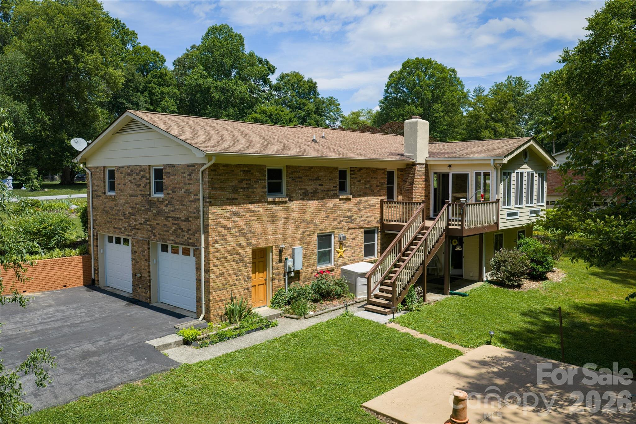 1541 Glenheath Drive 39 Property Photo 18