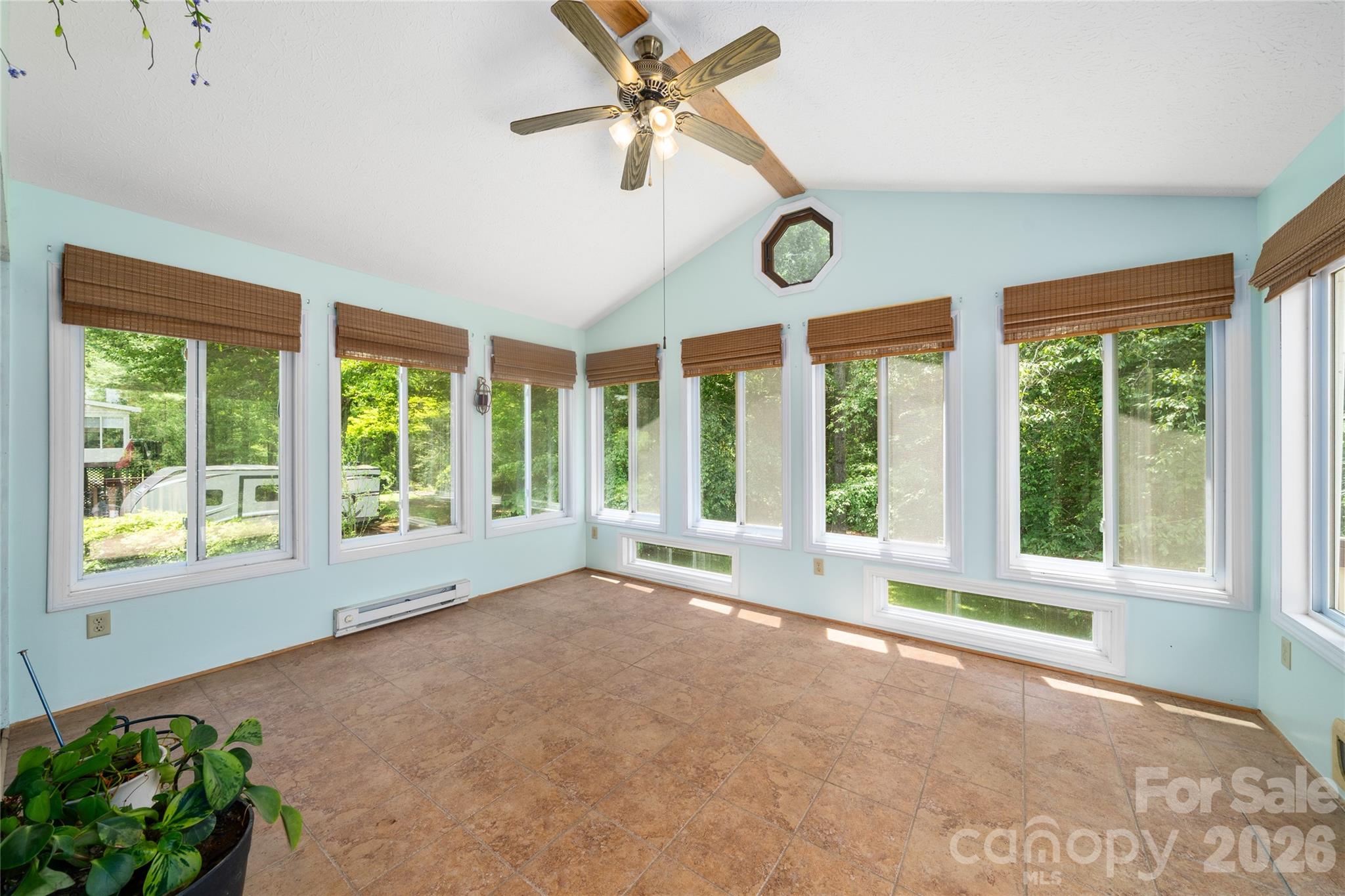 1541 Glenheath Drive 39 Property Photo 22